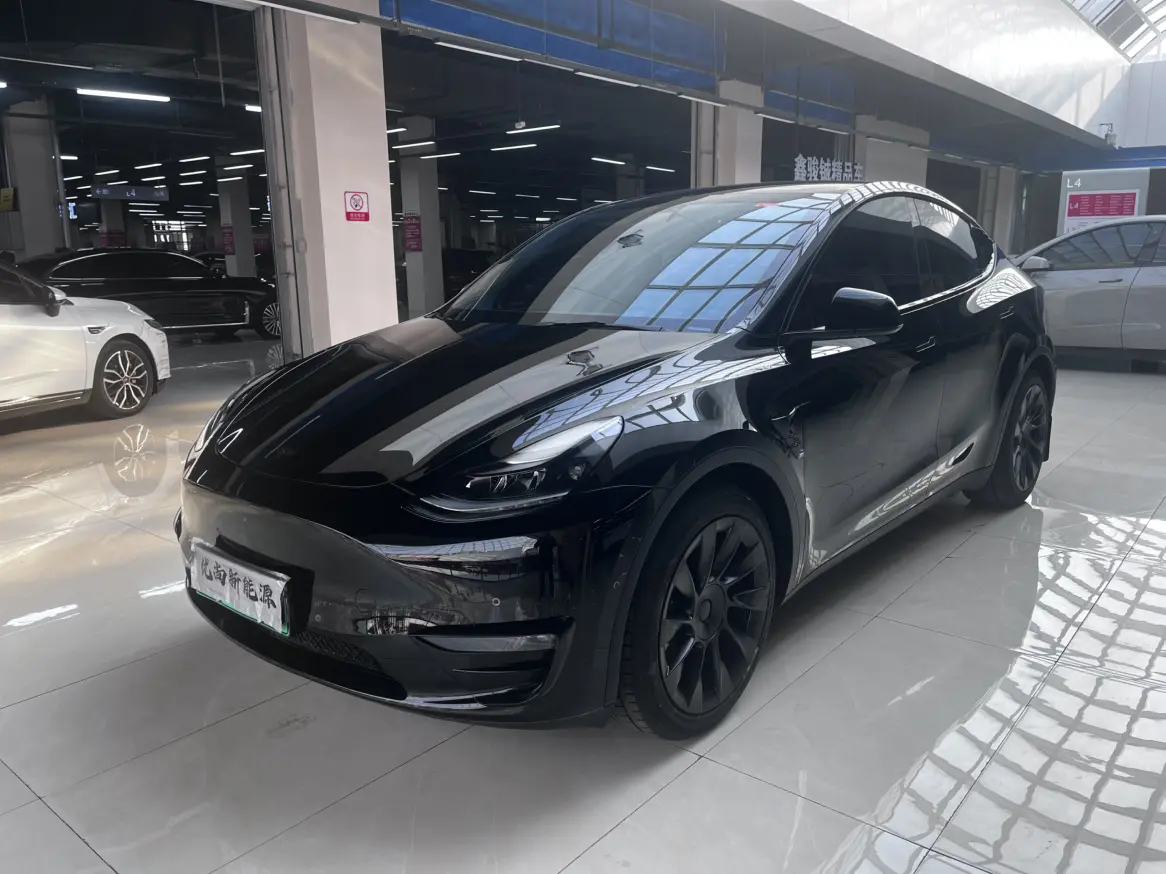Tesla Model Y  из Китая