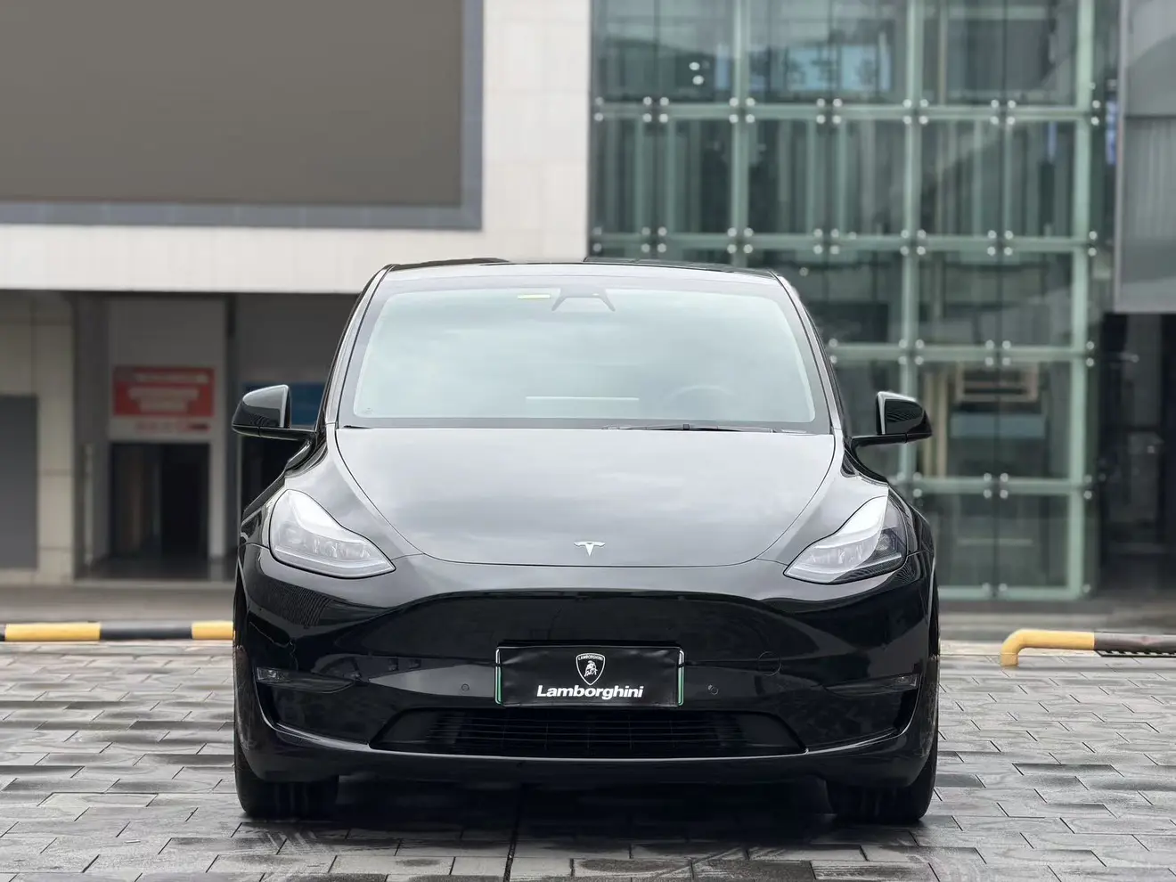 Tesla Model Y  из Китая
