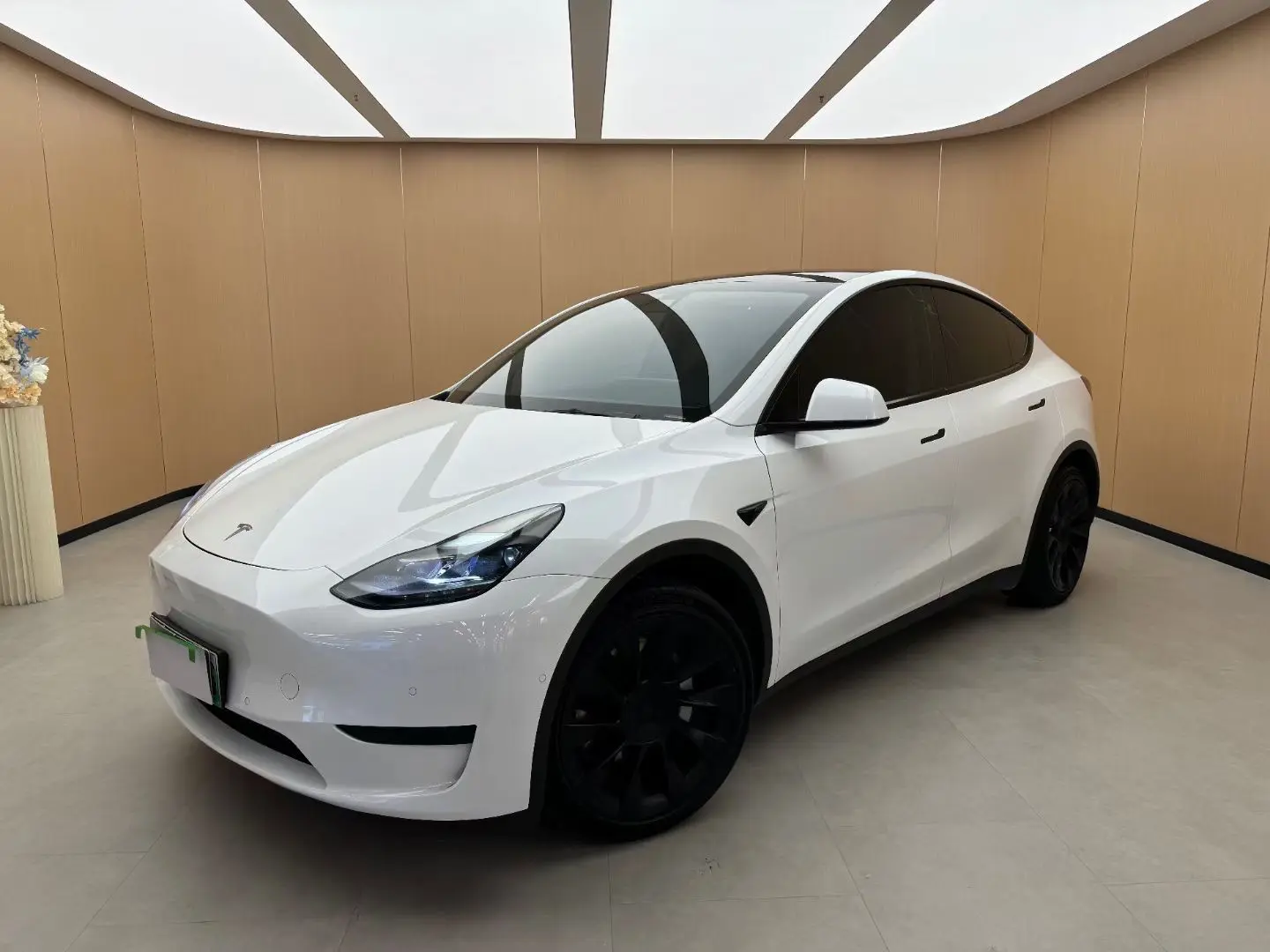 Tesla Model Y  из Китая