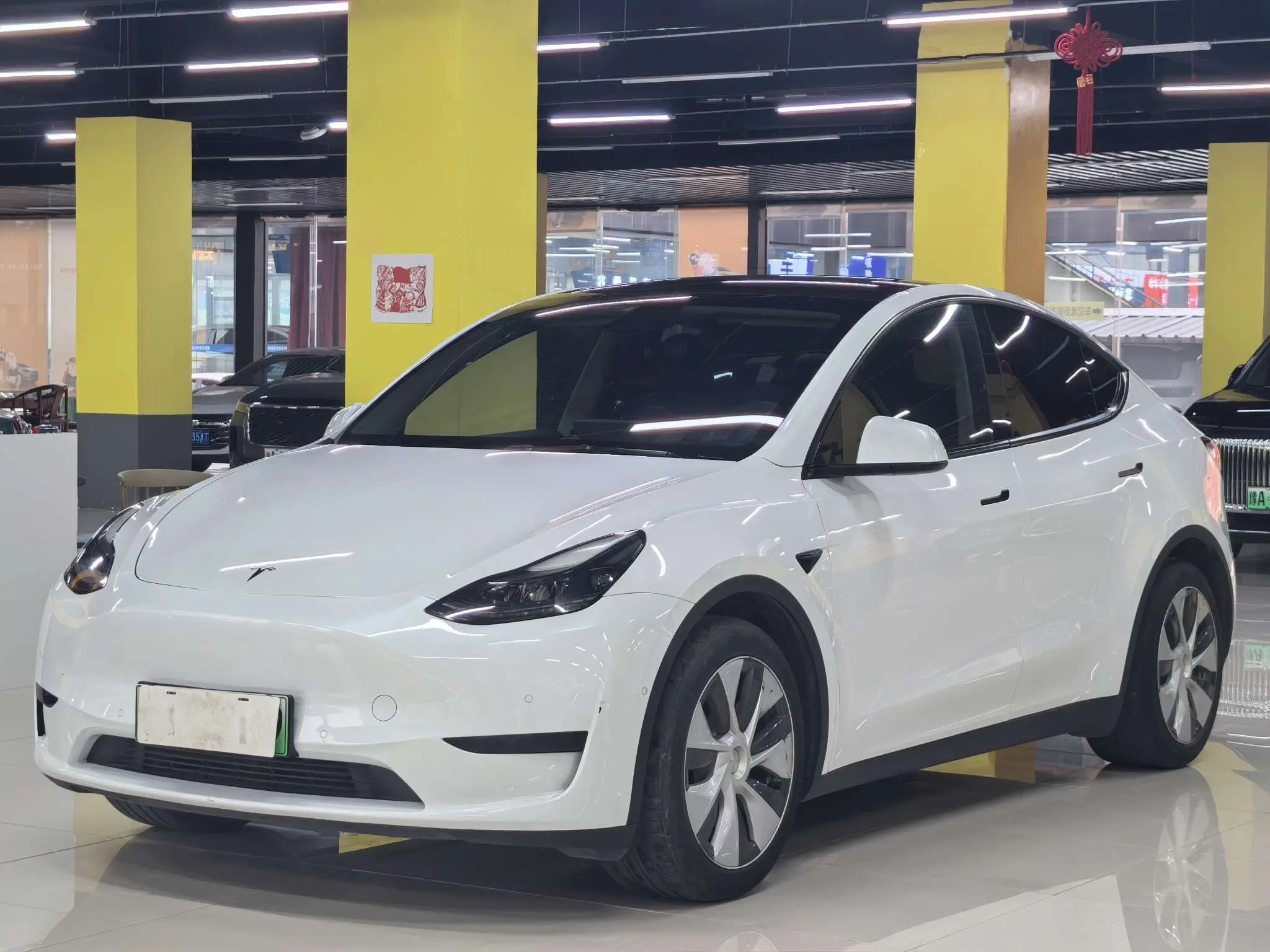 Tesla Model Y  из Китая