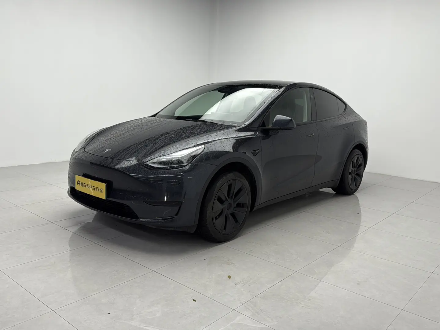 Tesla Model Y  из Китая