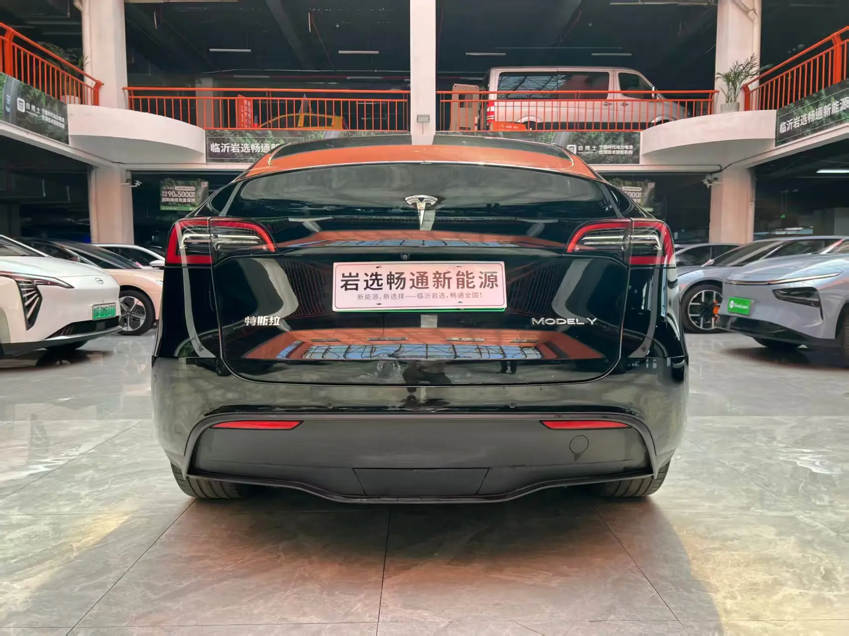 Tesla Model Y  из Китая