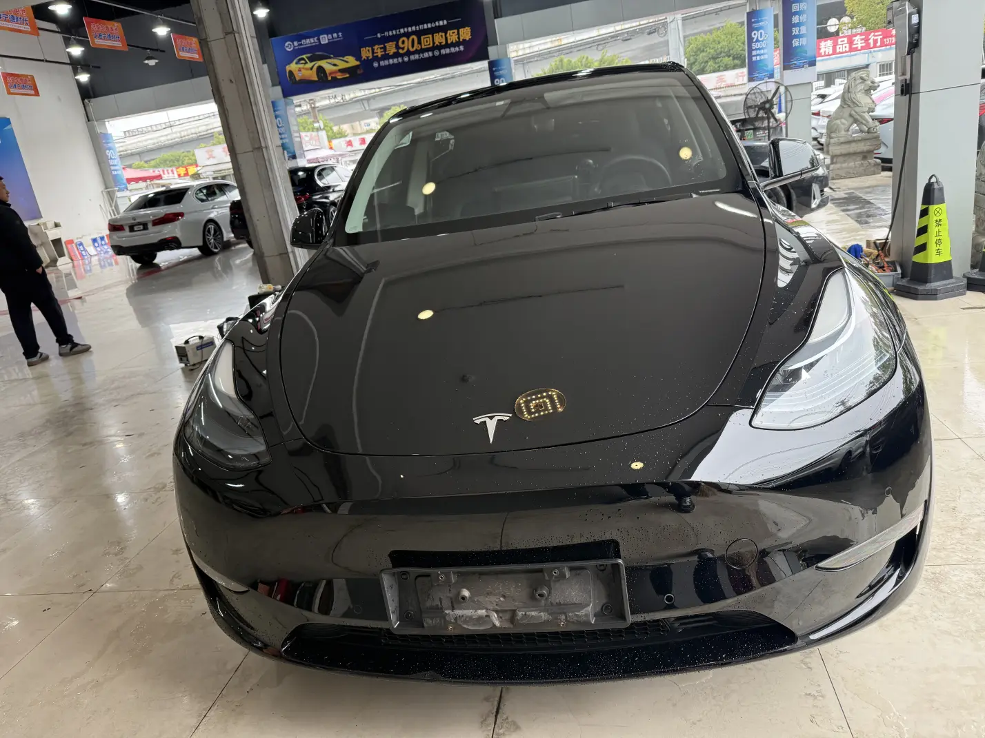 Tesla Model Y  из Китая