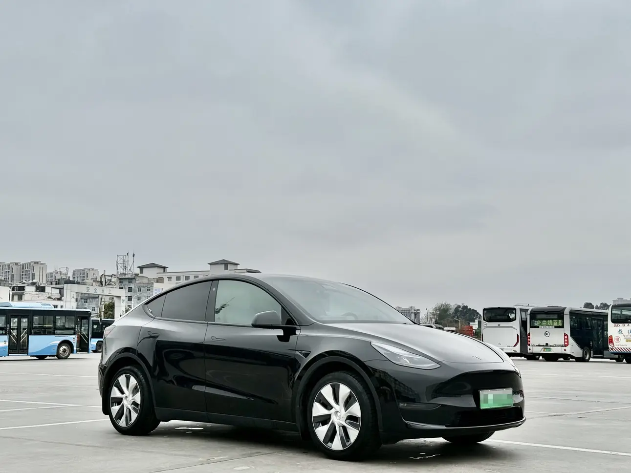 Tesla Model Y  из Китая