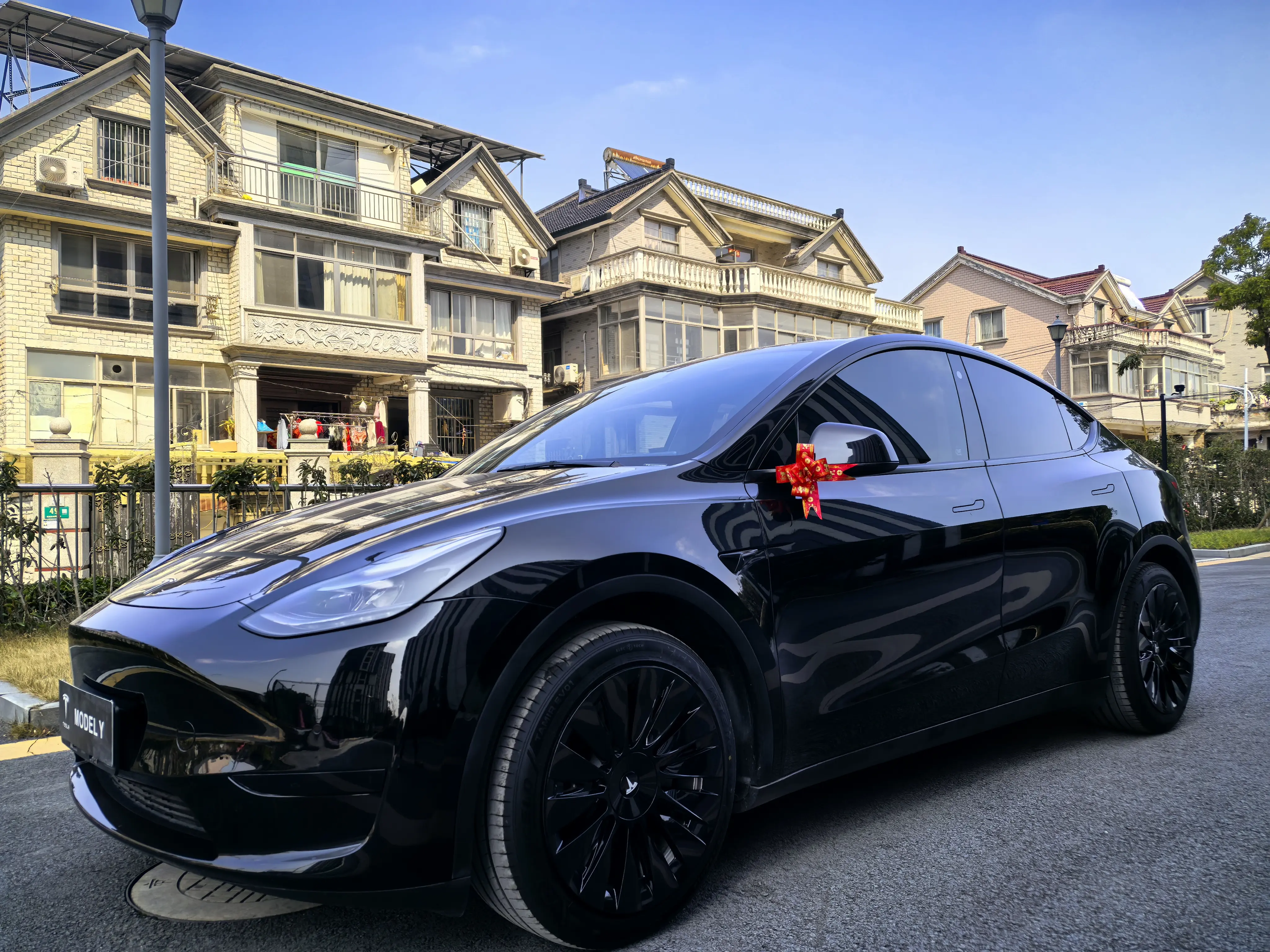 Tesla Model Y  из Китая