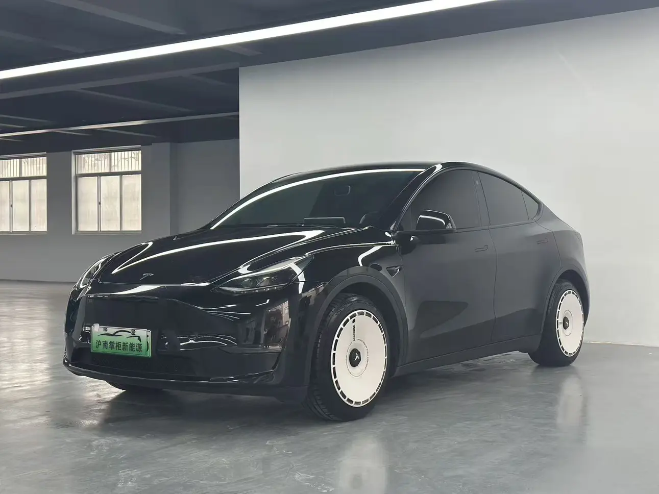 Tesla Model Y  из Китая