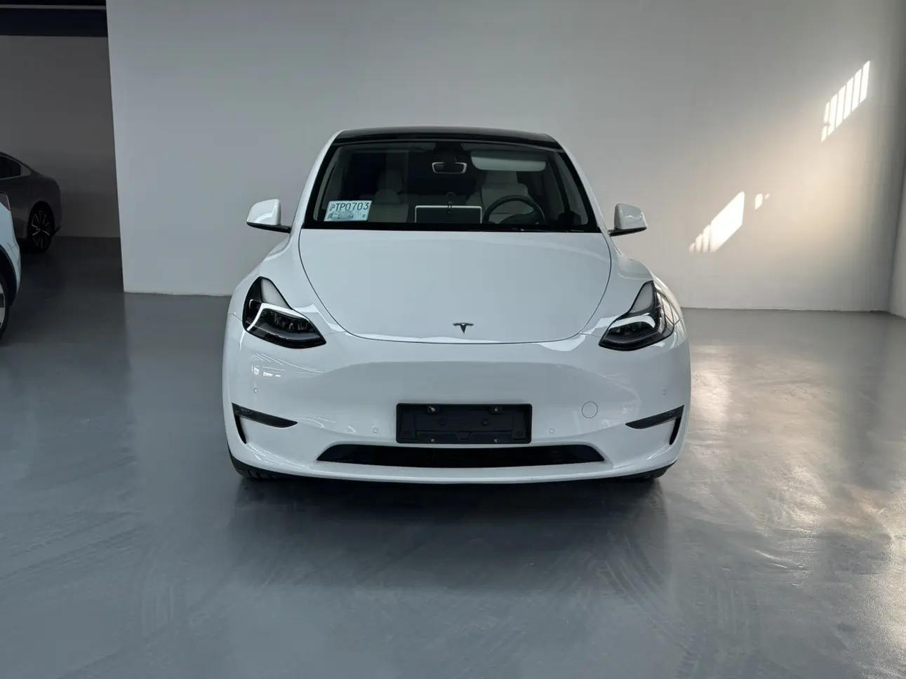 Tesla Model Y  из Китая