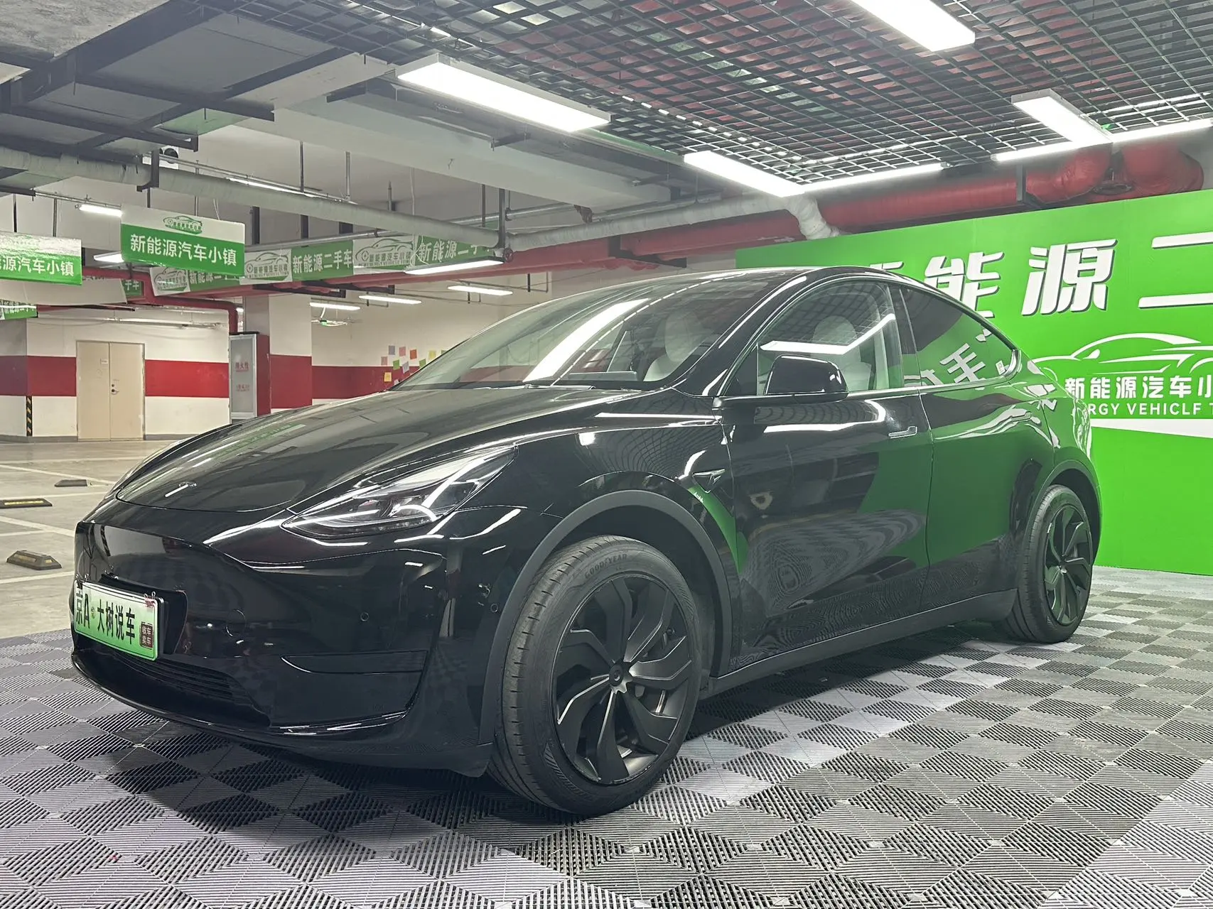 Tesla Model Y  из Китая