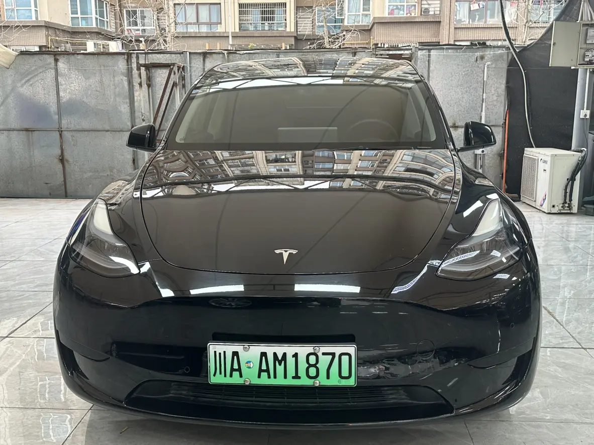 Tesla Model Y  из Китая