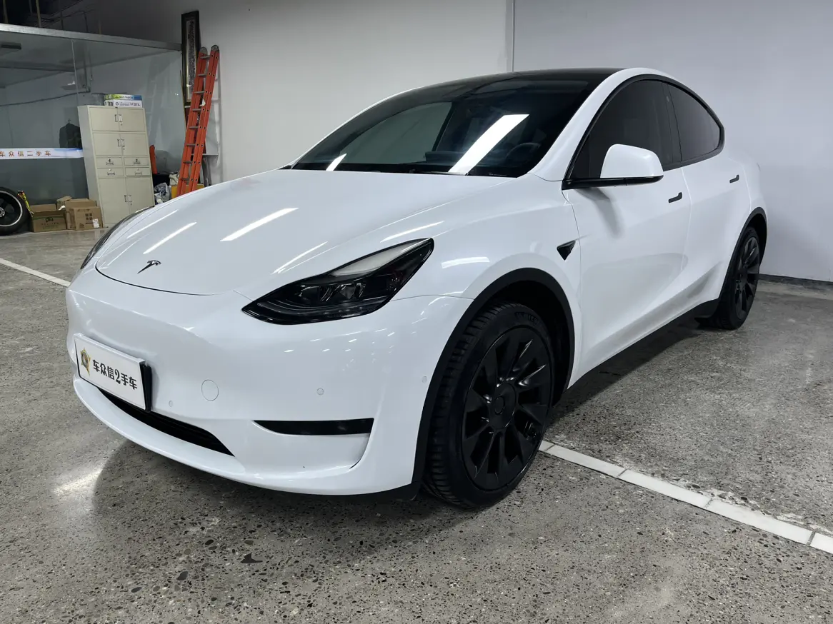 Tesla Model Y  из Китая