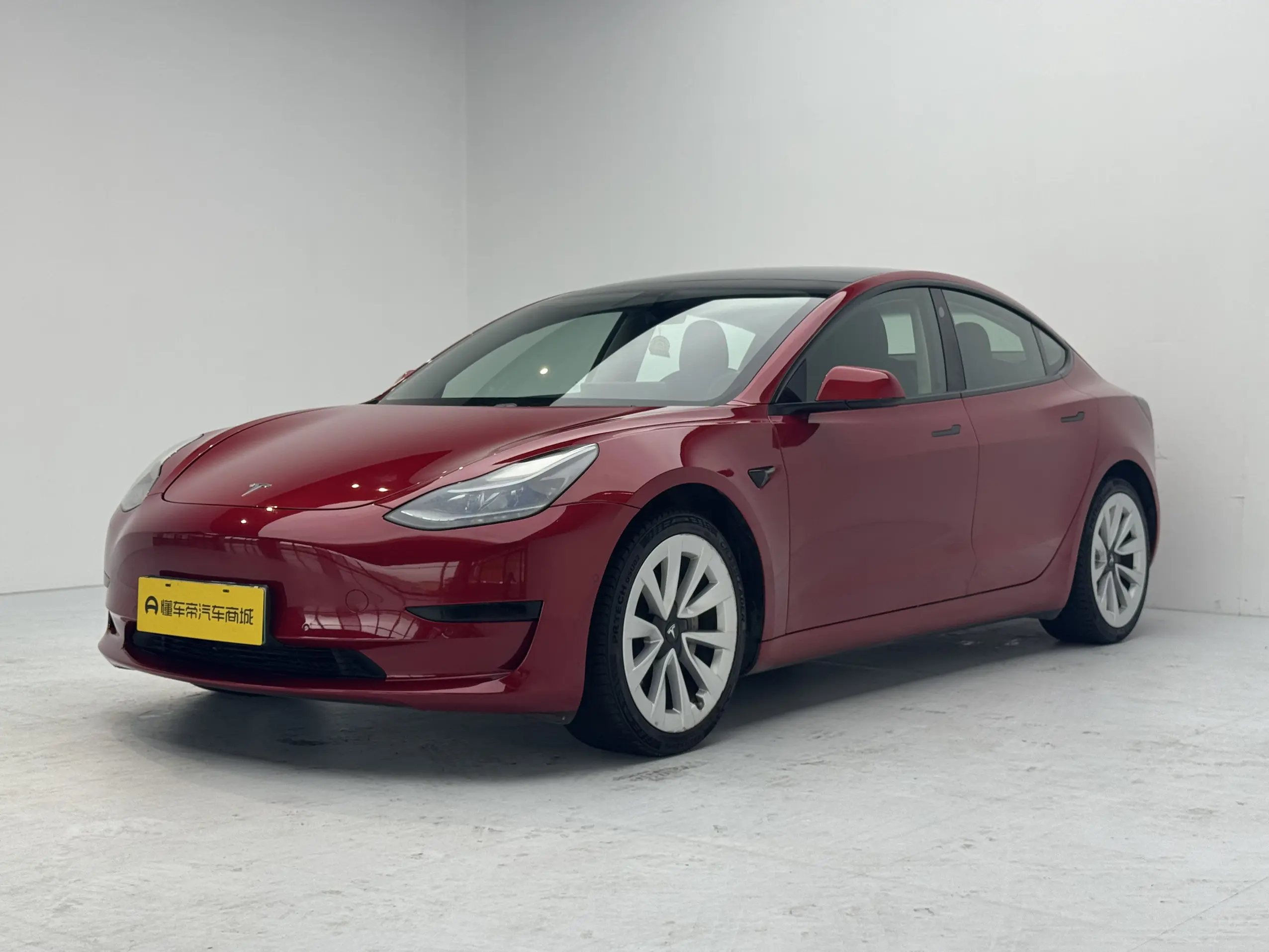 Tesla Model 3  из Китая