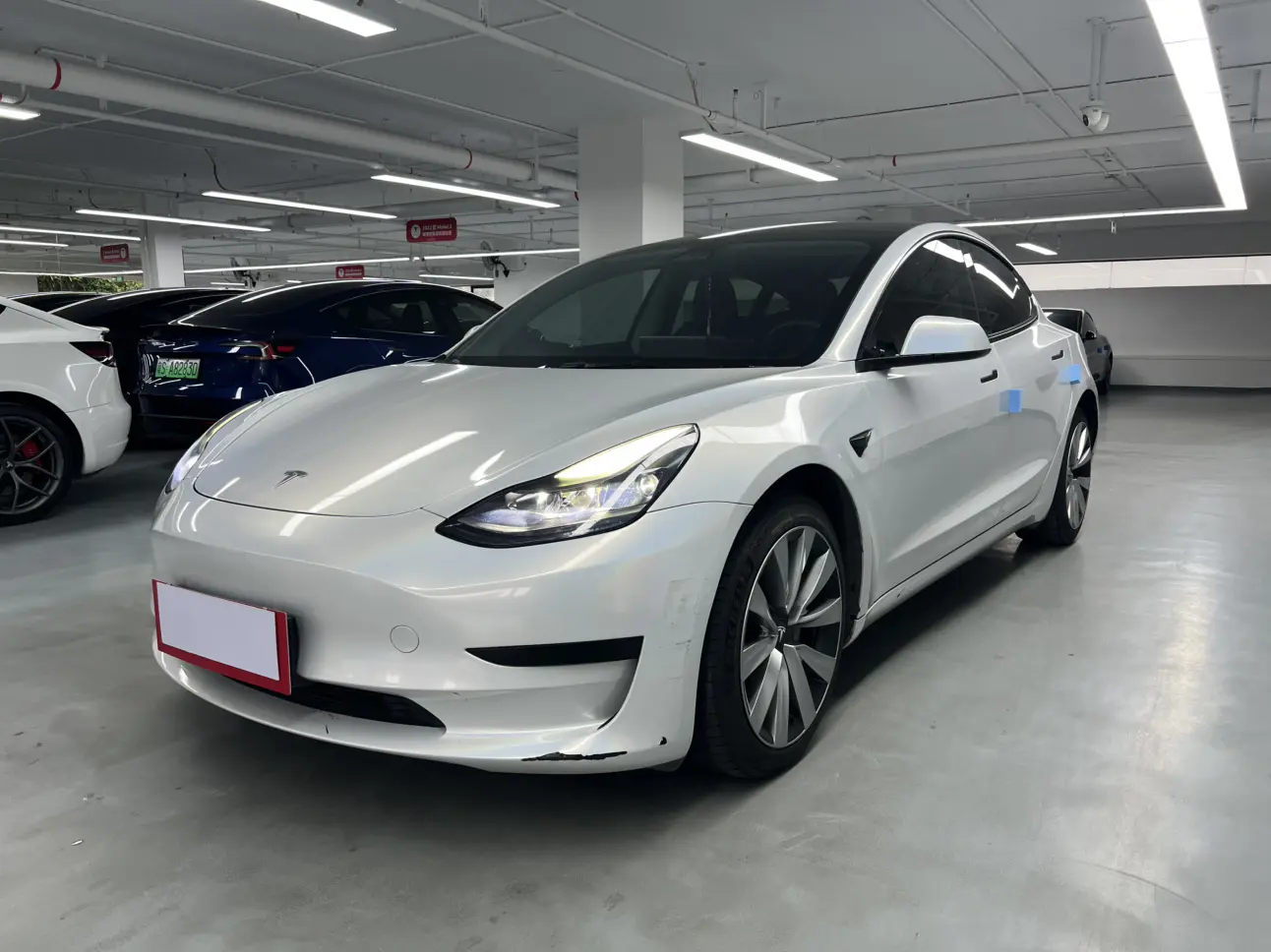 Tesla Model 3  из Китая