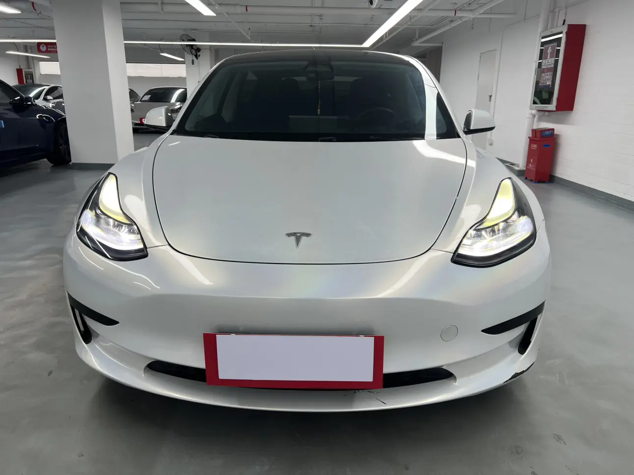 Tesla Model 3  из Китая