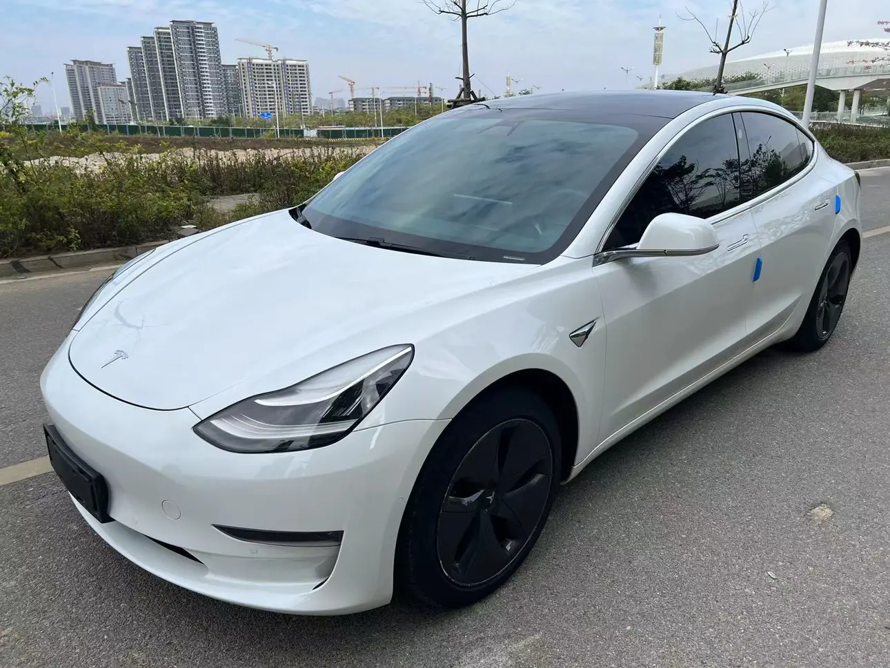 Tesla Model 3  из Китая
