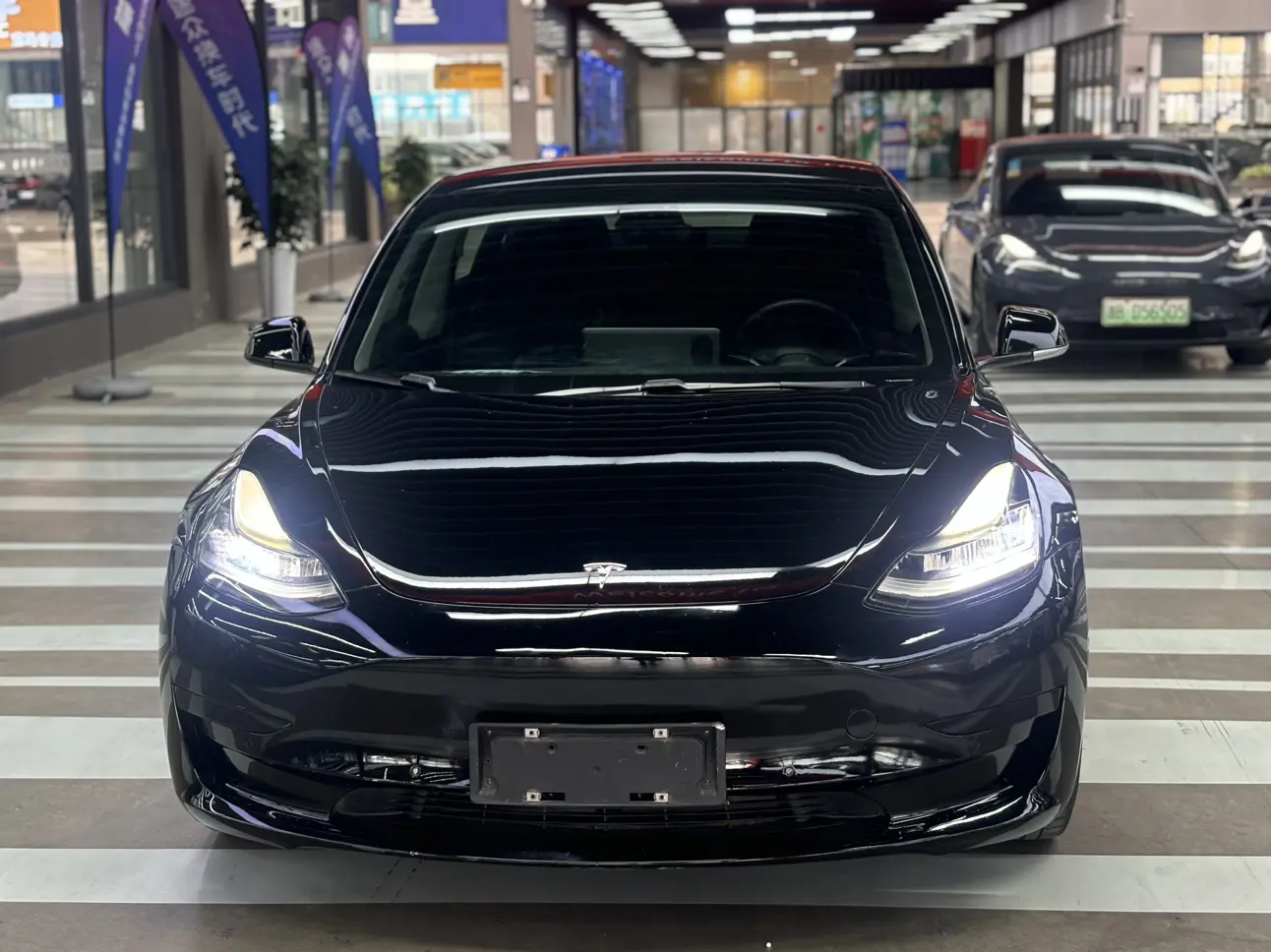 Tesla Model 3  из Китая