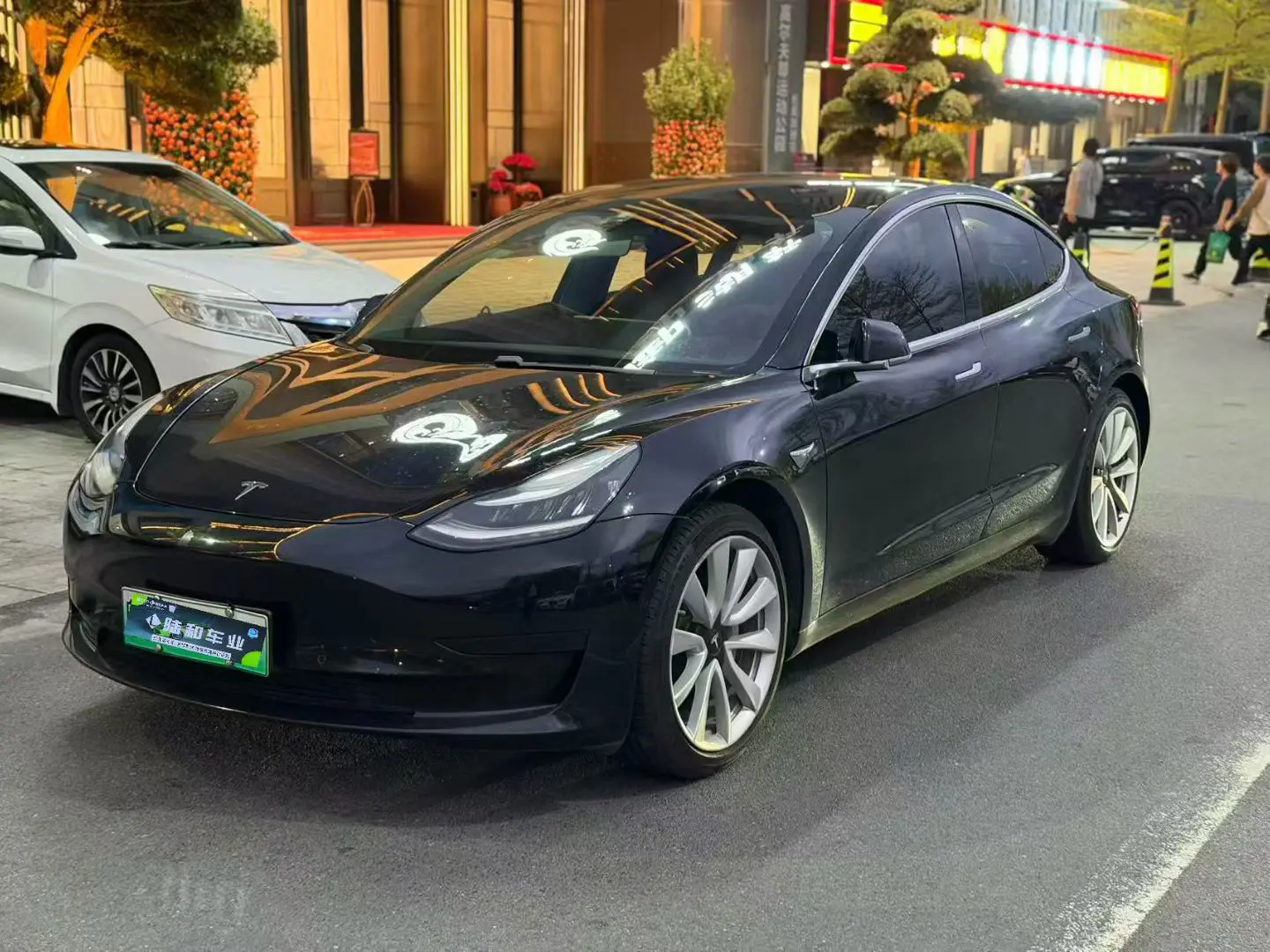 Tesla Model 3  из Китая