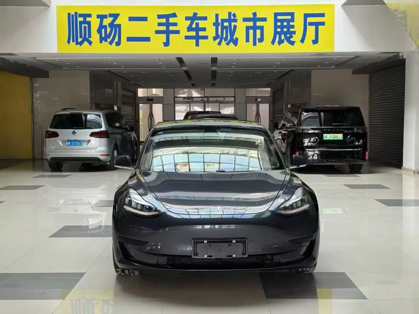 Tesla Model 3  из Китая