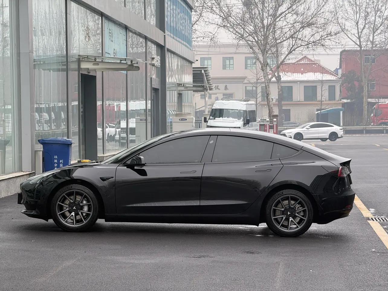 Tesla Model 3  из Китая