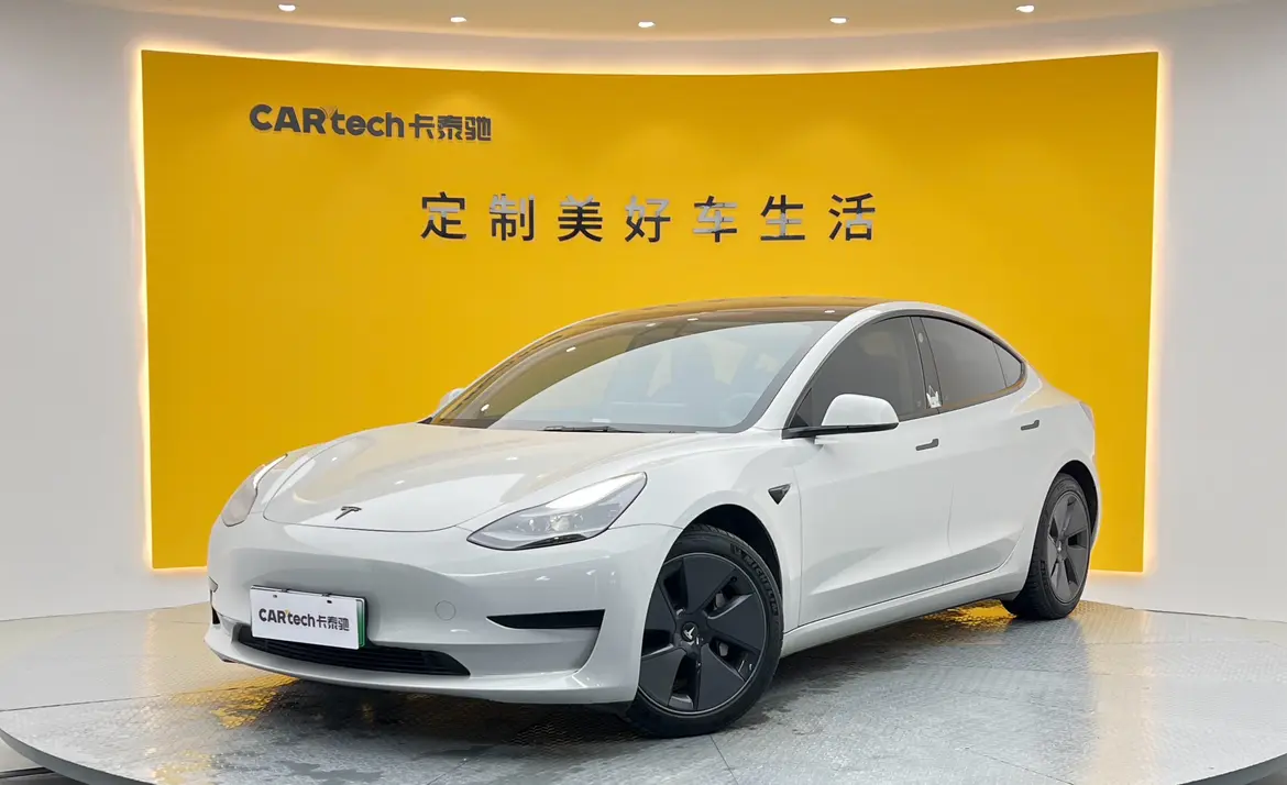 Tesla Model 3  из Китая