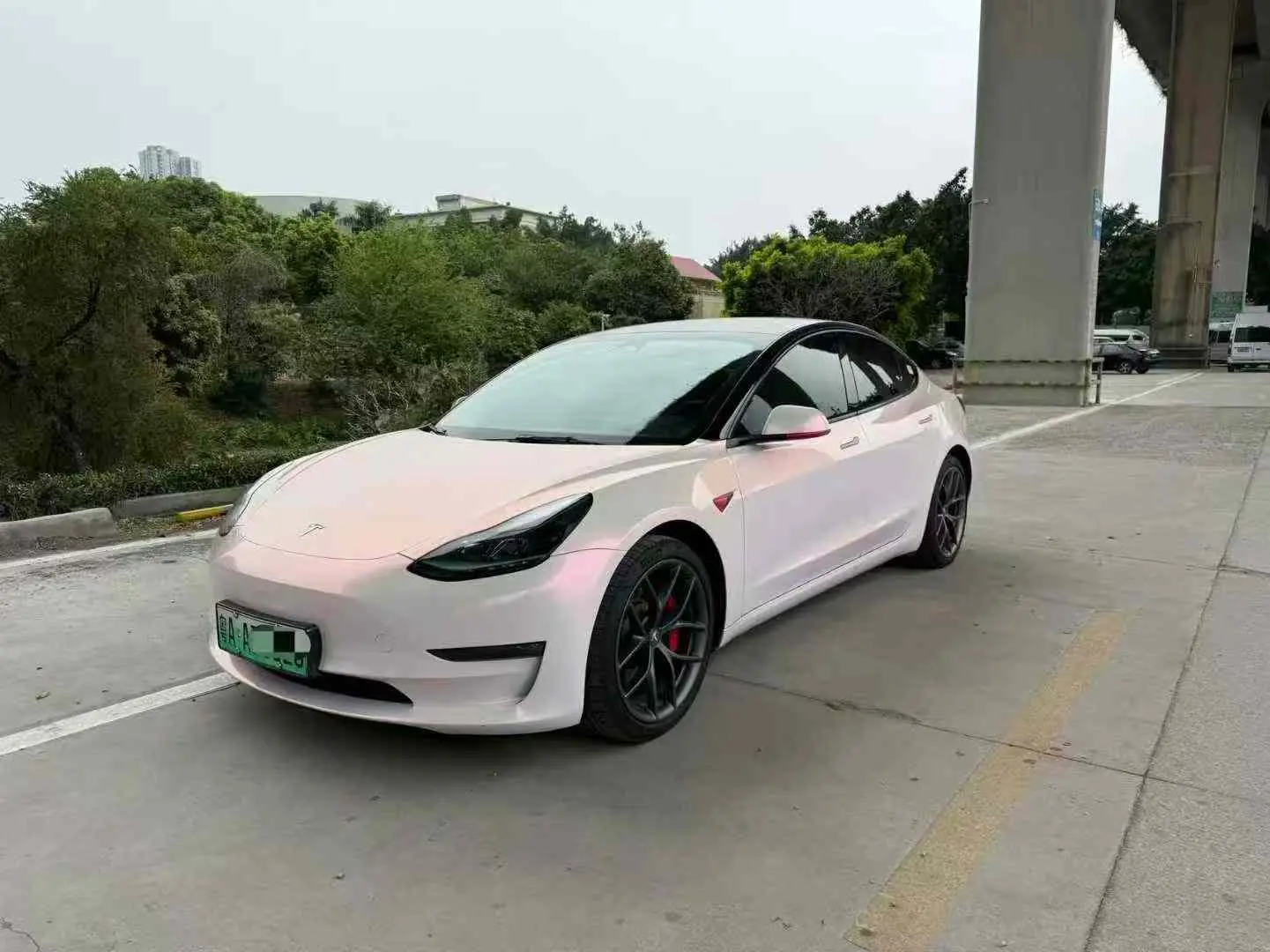 Tesla Model 3  из Китая