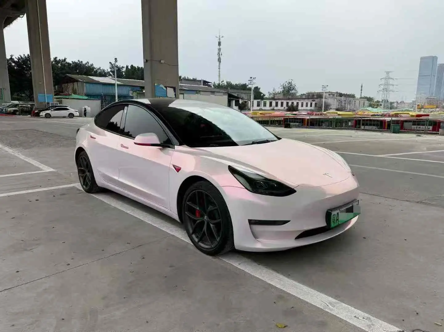 Tesla Model 3  из Китая
