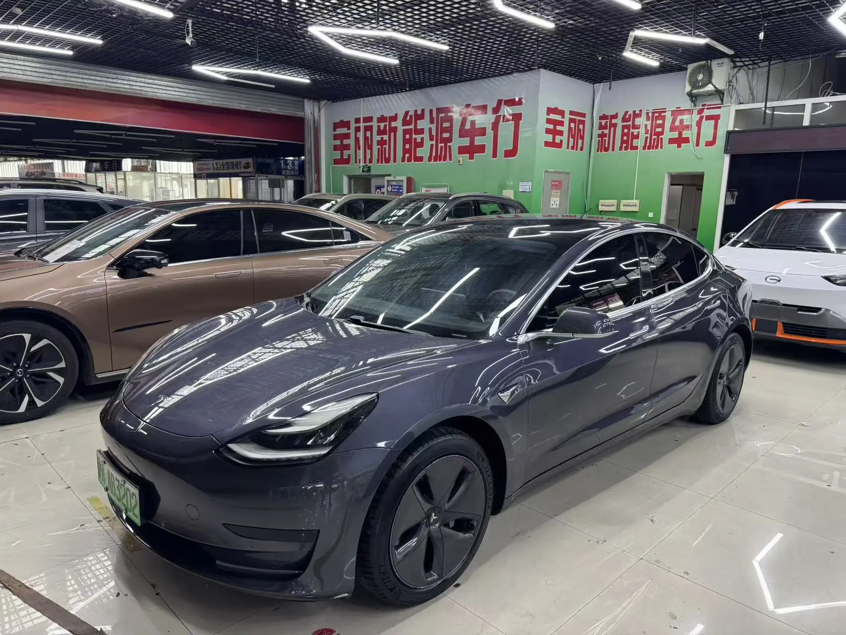 Tesla Model 3  из Китая