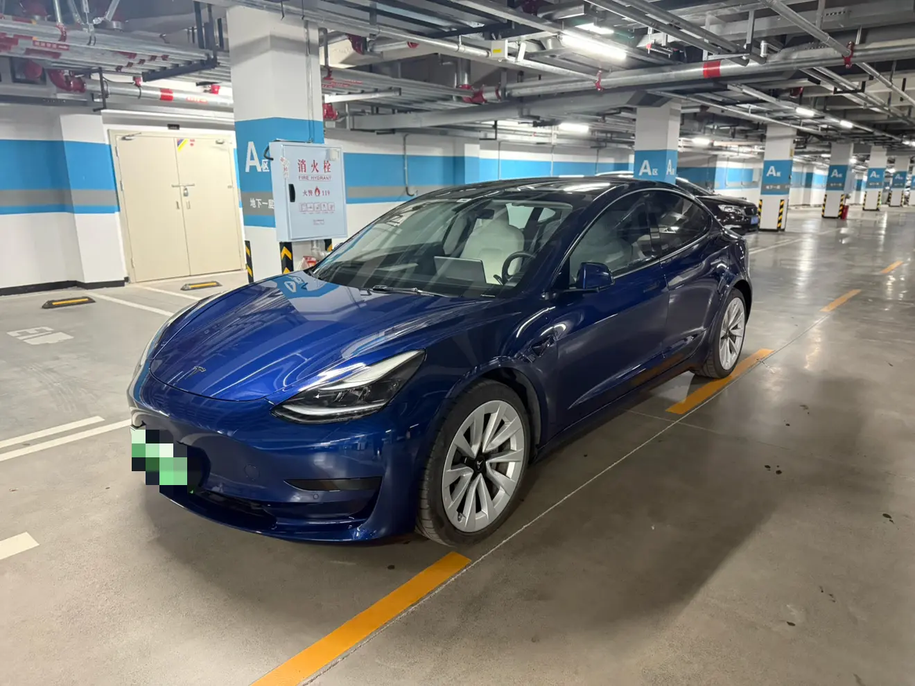 Tesla Model 3  из Китая