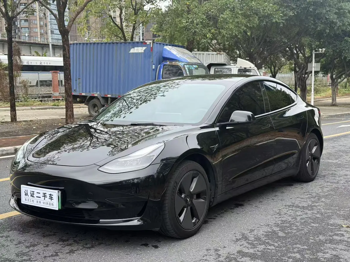 Tesla Model 3  из Китая