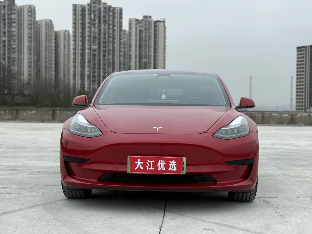 Tesla Model 3  из Китая