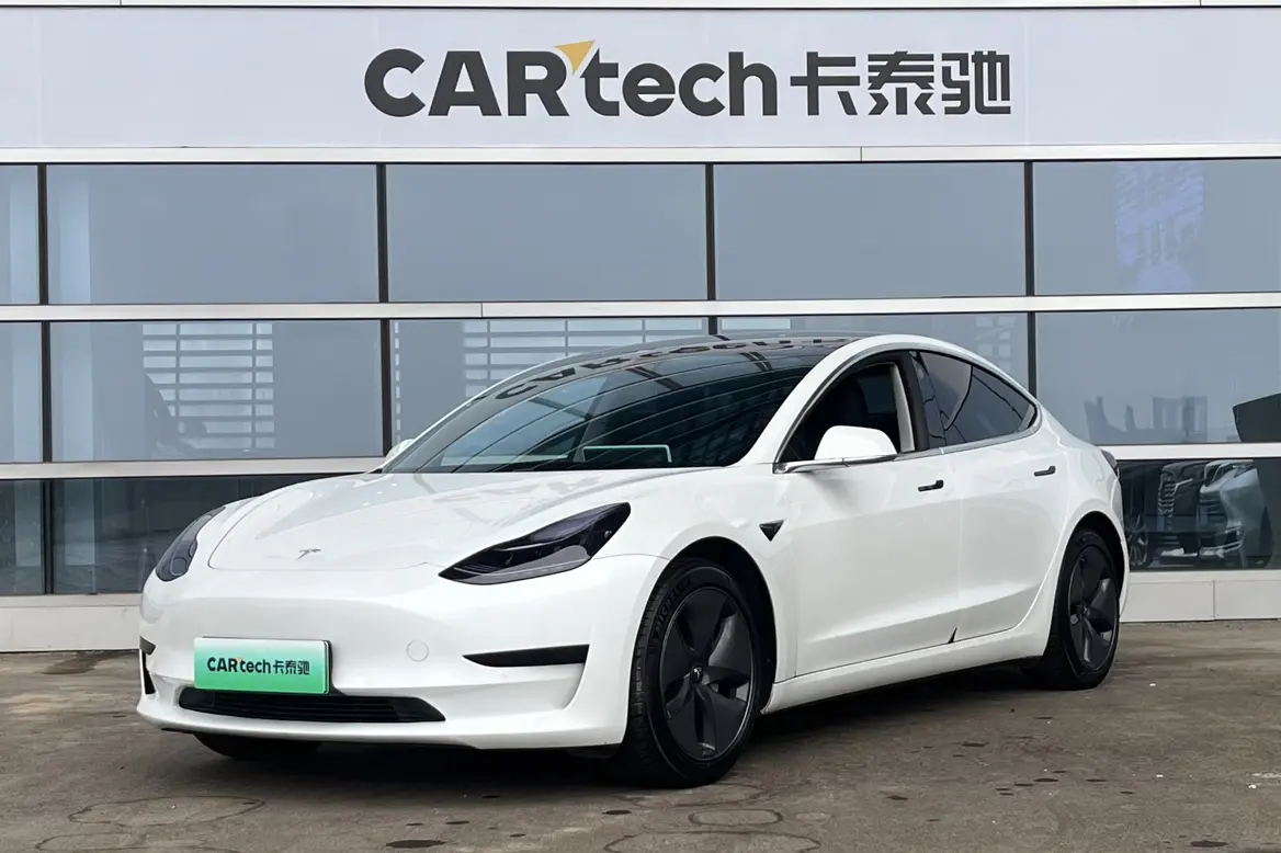 Tesla Model 3  из Китая