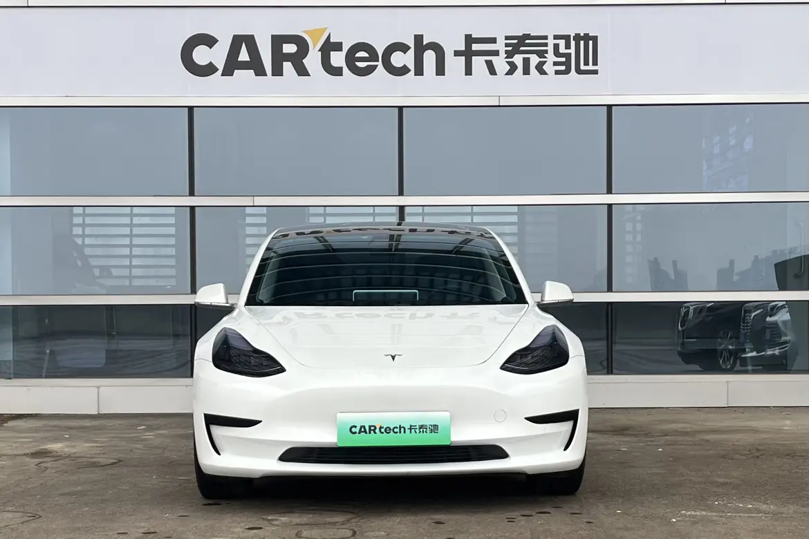 Tesla Model 3  из Китая