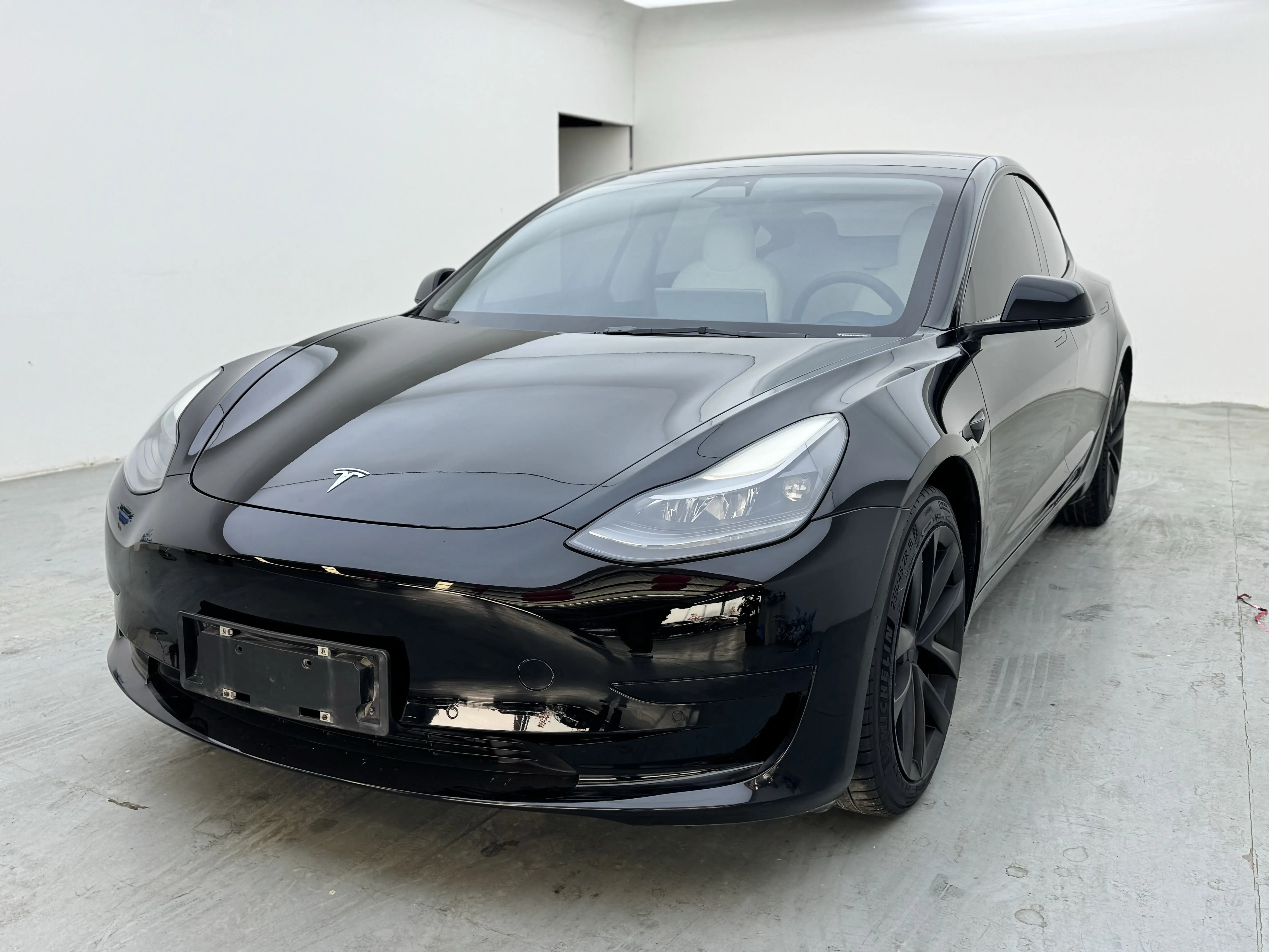 Tesla Model 3  из Китая