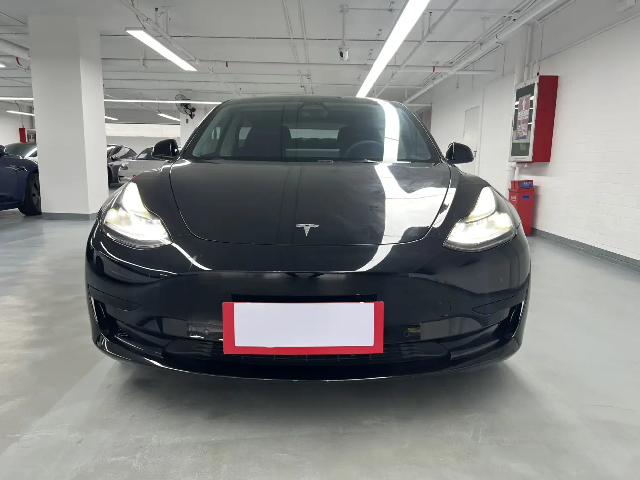 Tesla Model 3  из Китая