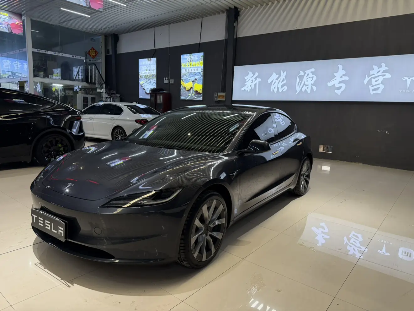 Tesla Model 3  из Китая