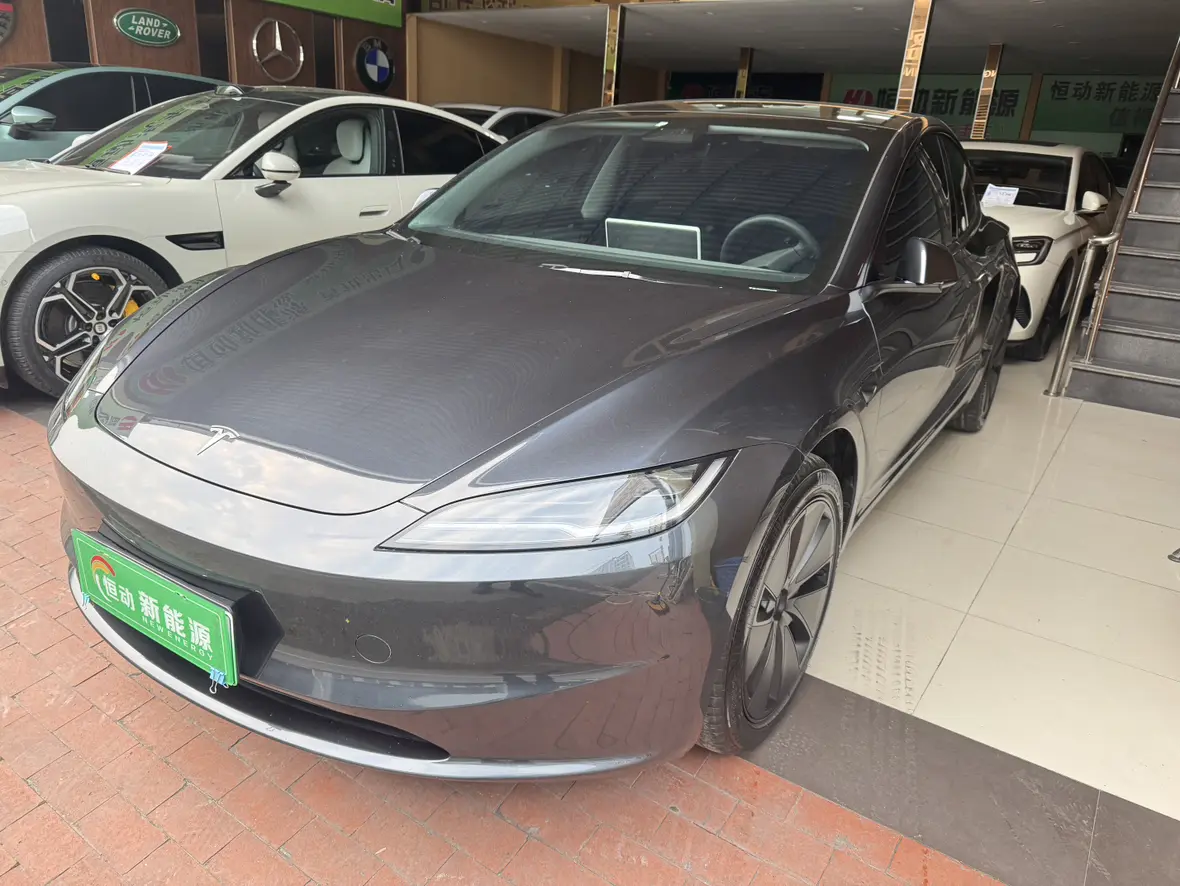 Tesla Model 3  из Китая