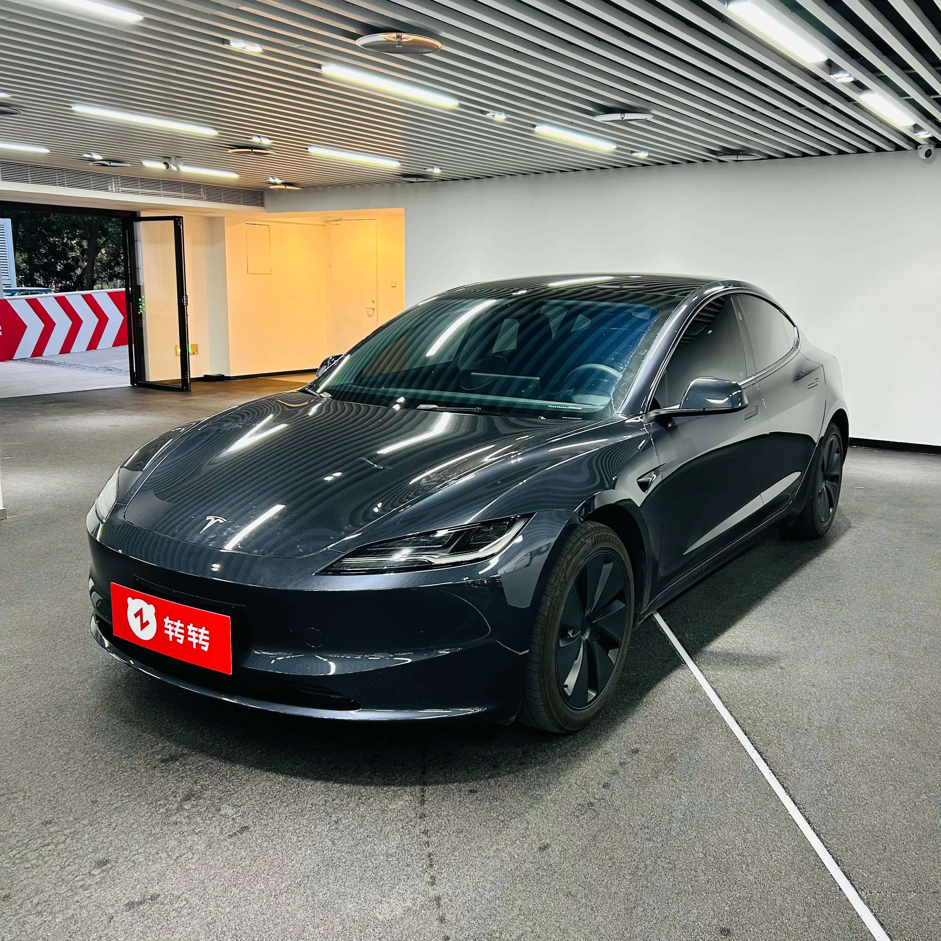 Tesla Model 3  из Китая
