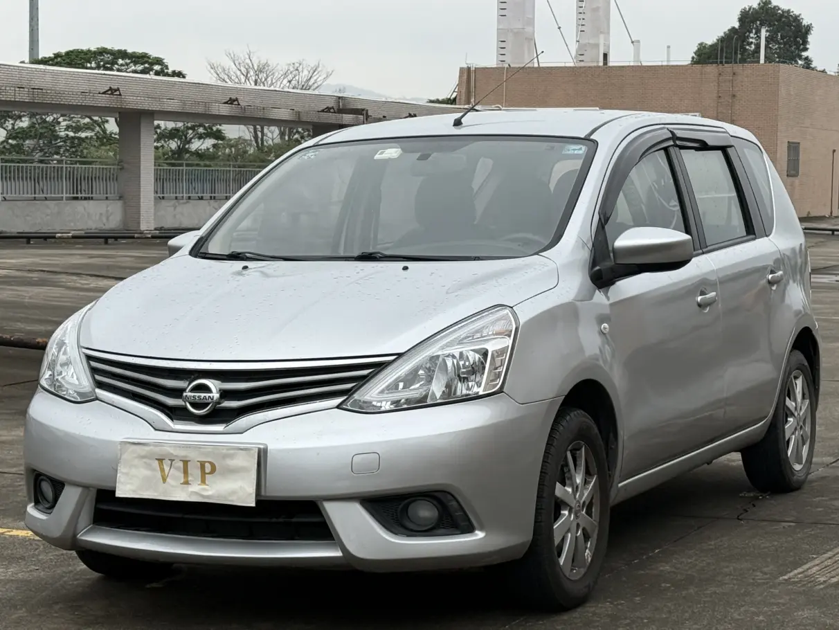 Nissan Li Wei  из Китая