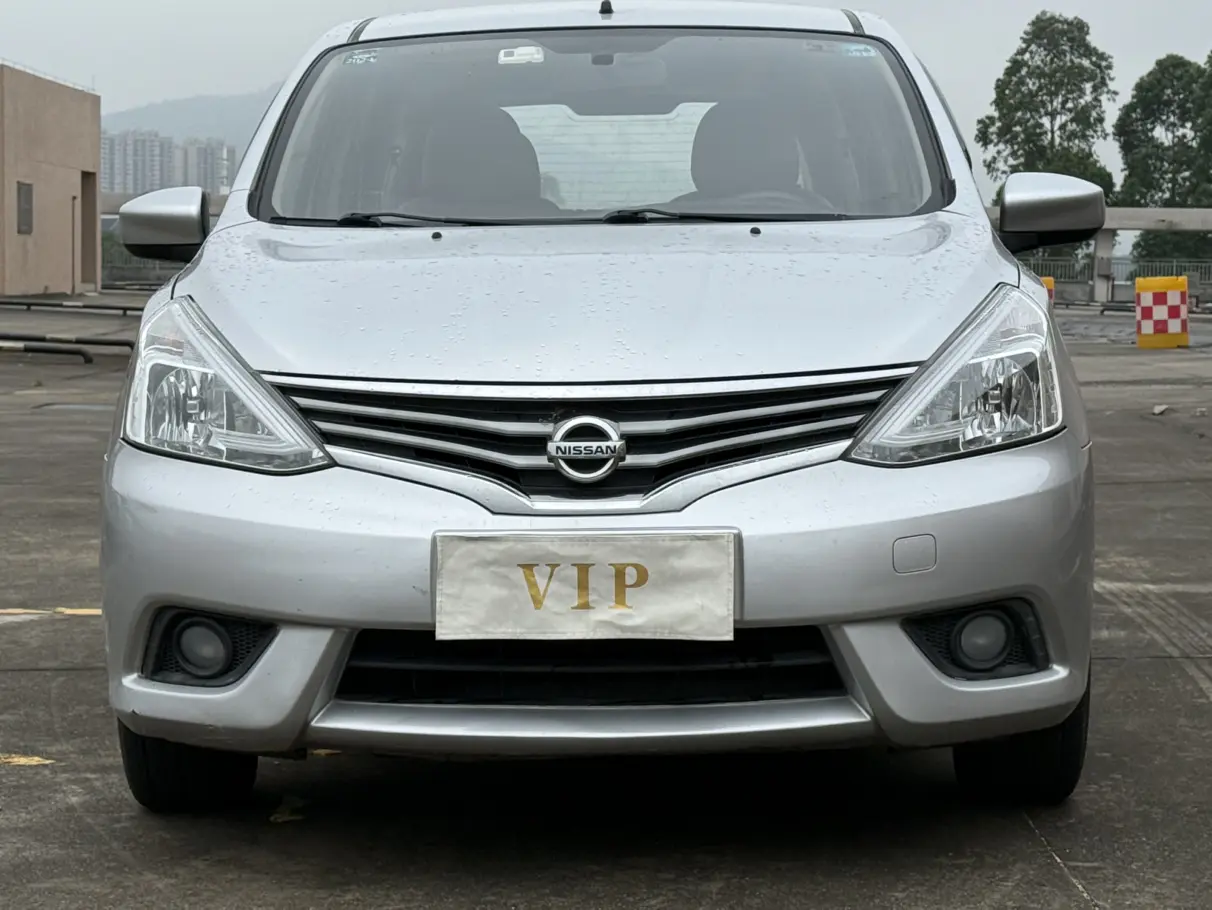 Nissan Li Wei  из Китая