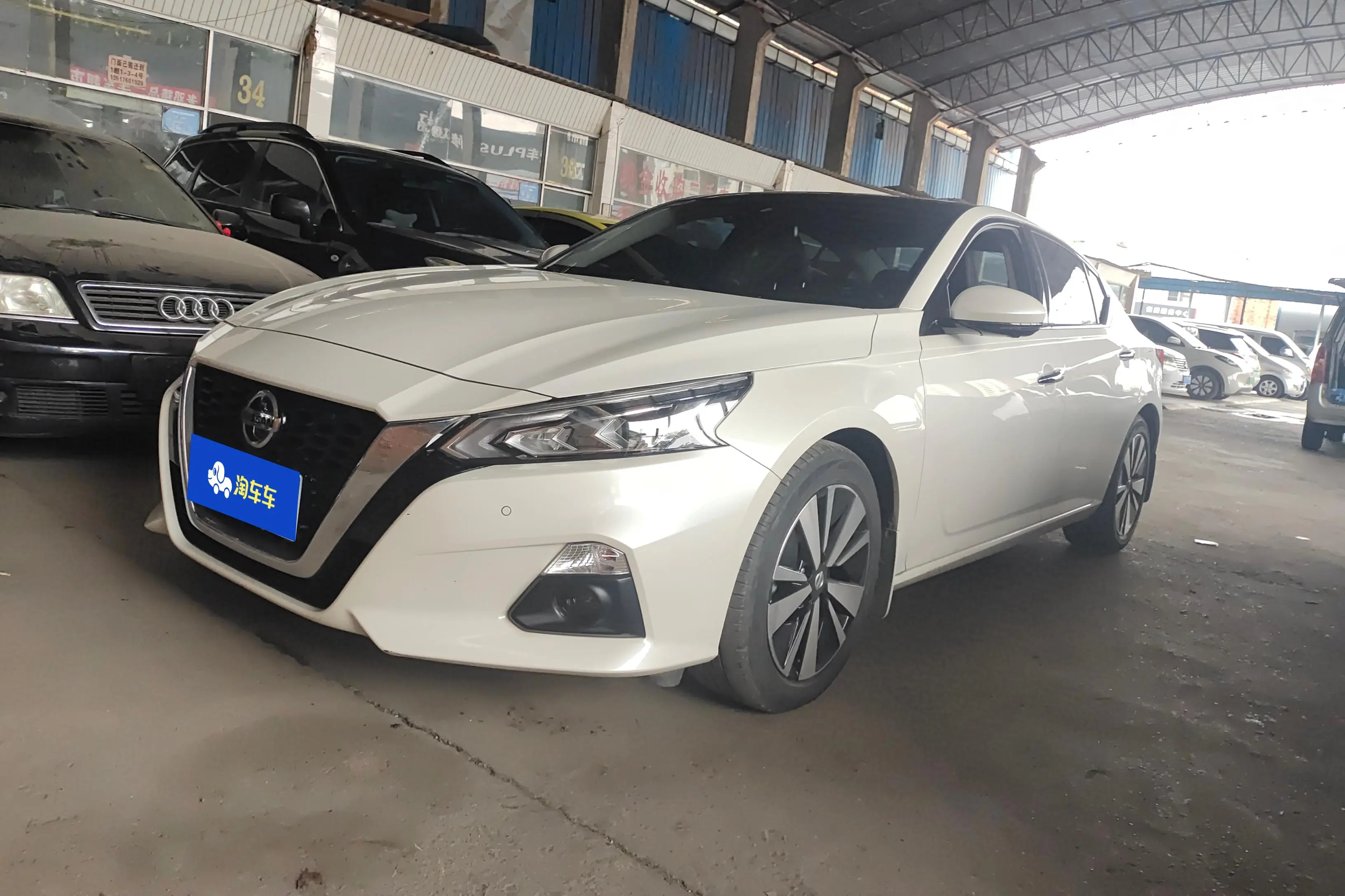 Nissan Altima
