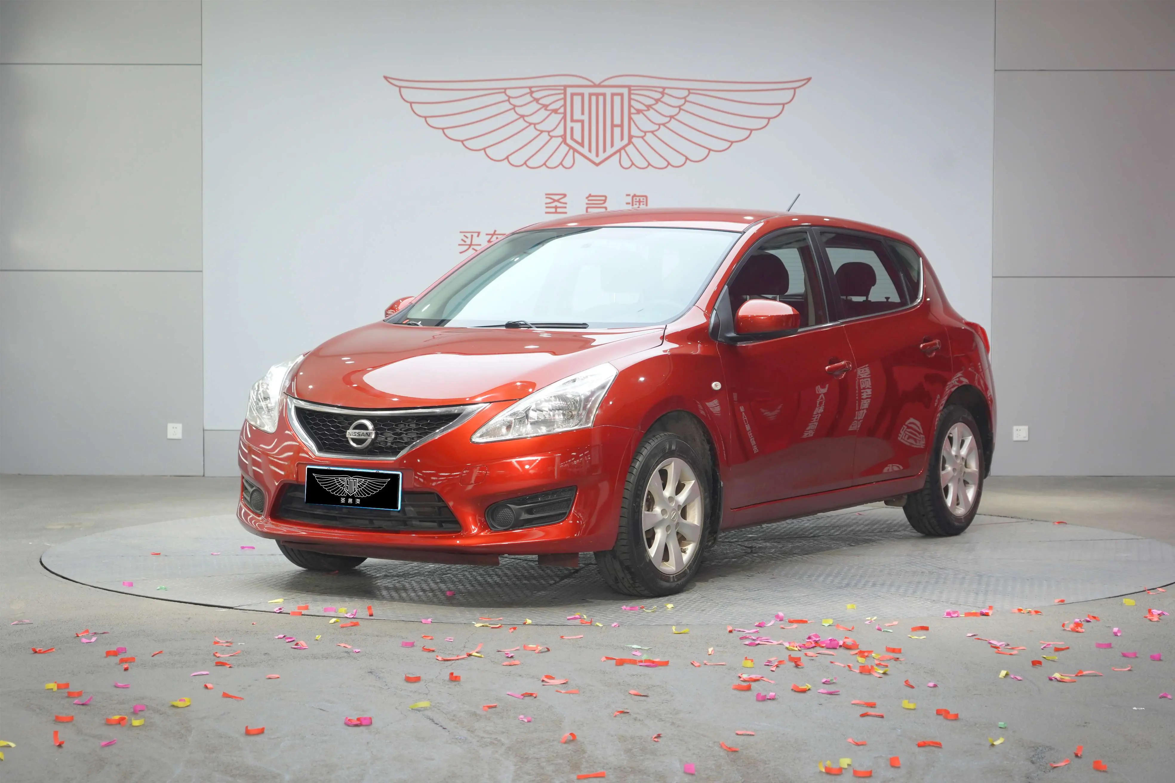 Nissan Tiida  из Китая