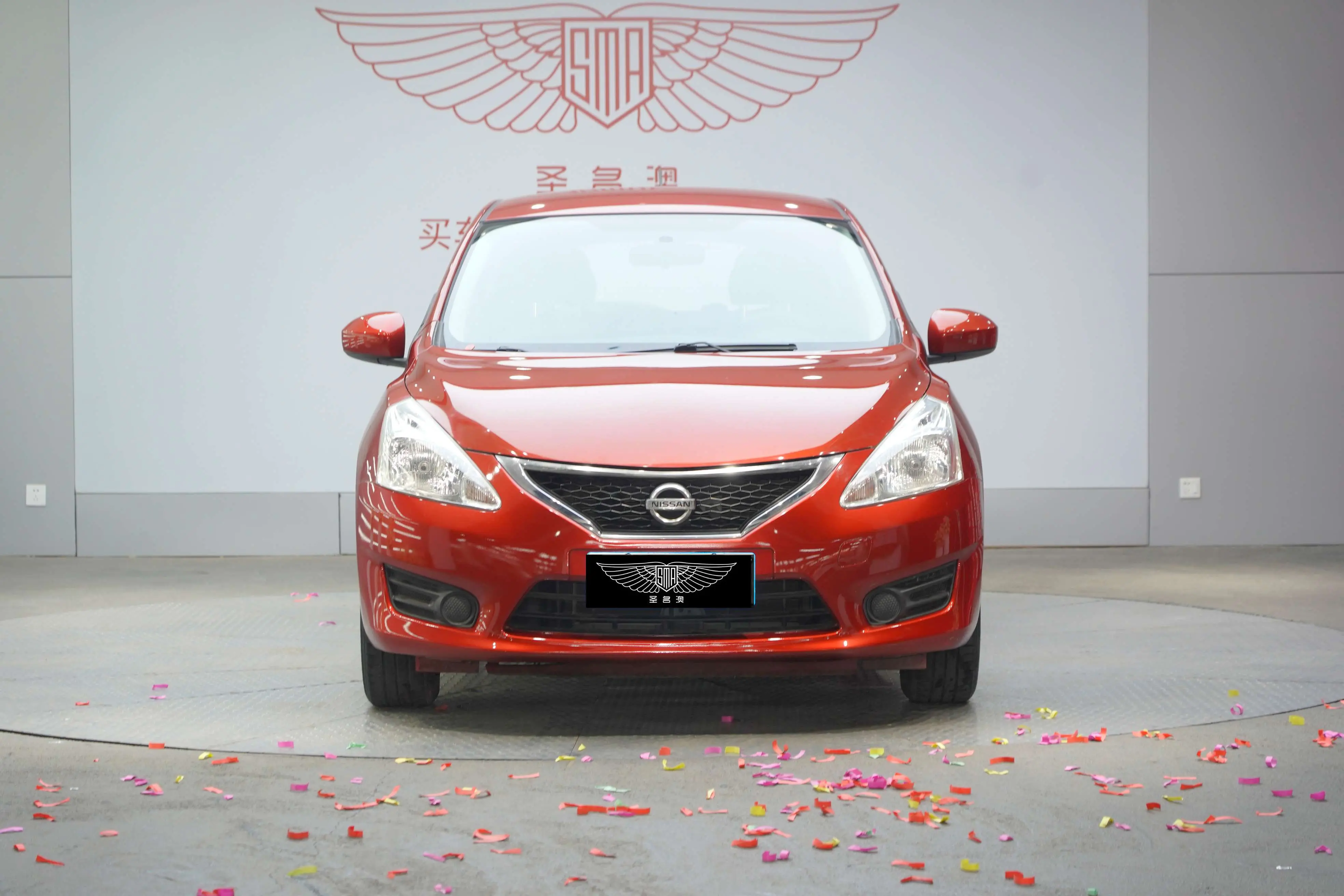 Nissan Tiida  из Китая