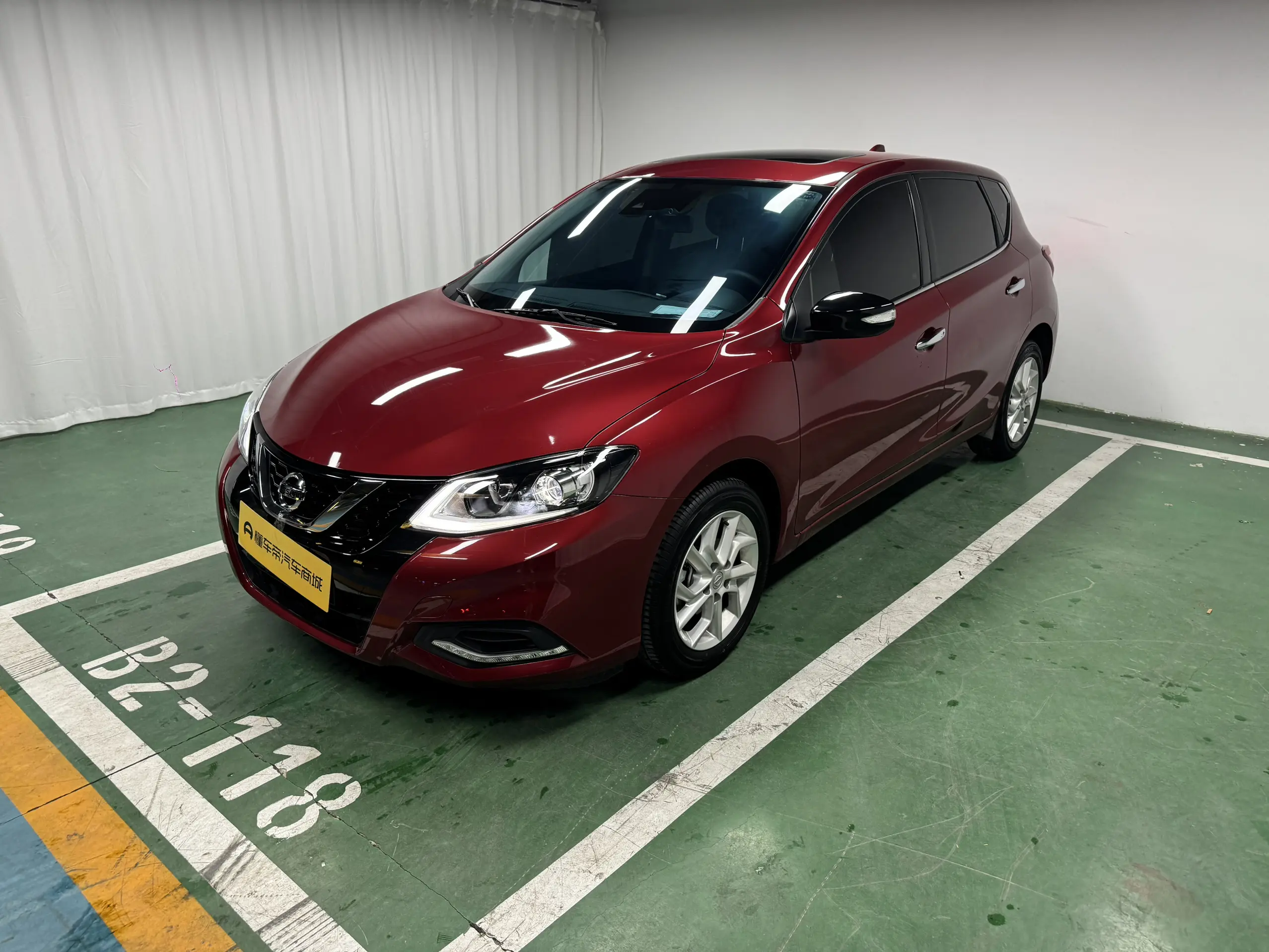 Nissan Tiida  из Китая