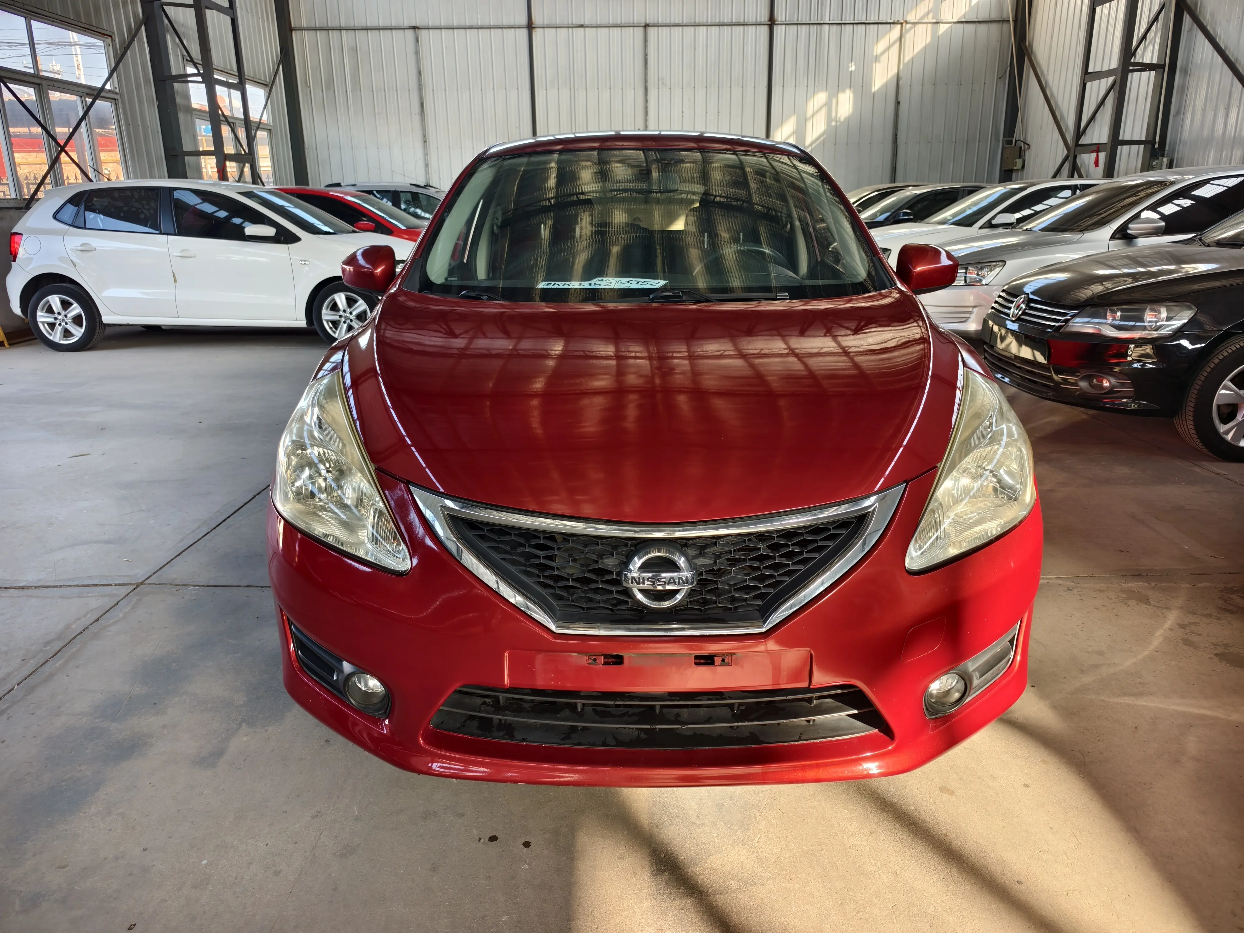 Nissan Tiida  из Китая