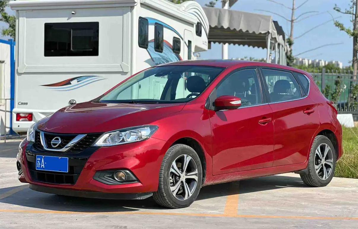 Nissan Tiida  из Китая