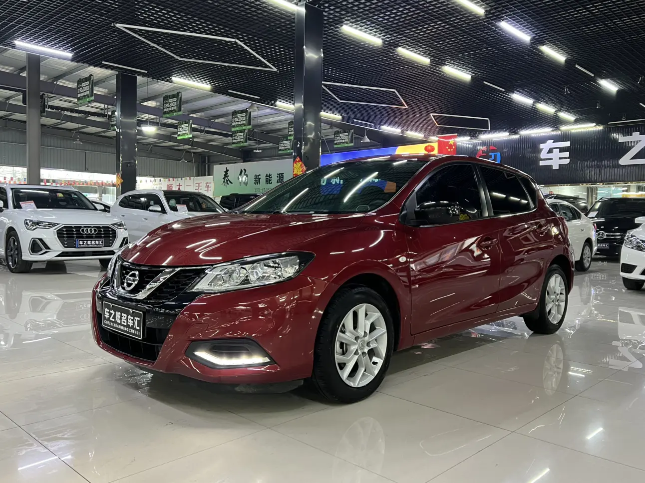 Nissan Tiida  из Китая