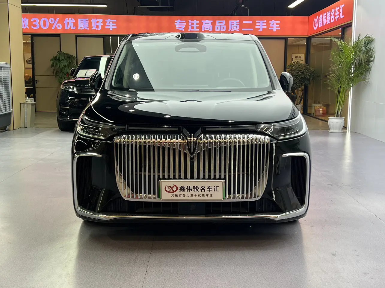 Voyah Lantu Dreamer PHEV  из Китая