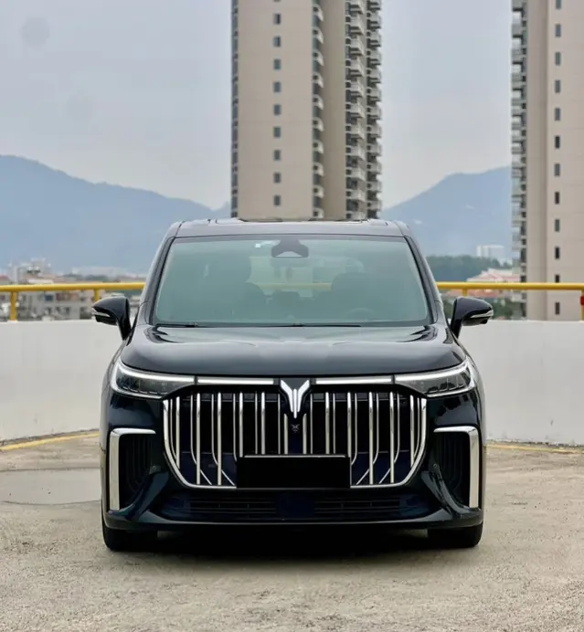 Voyah Lantu Dreamer PHEV  из Китая