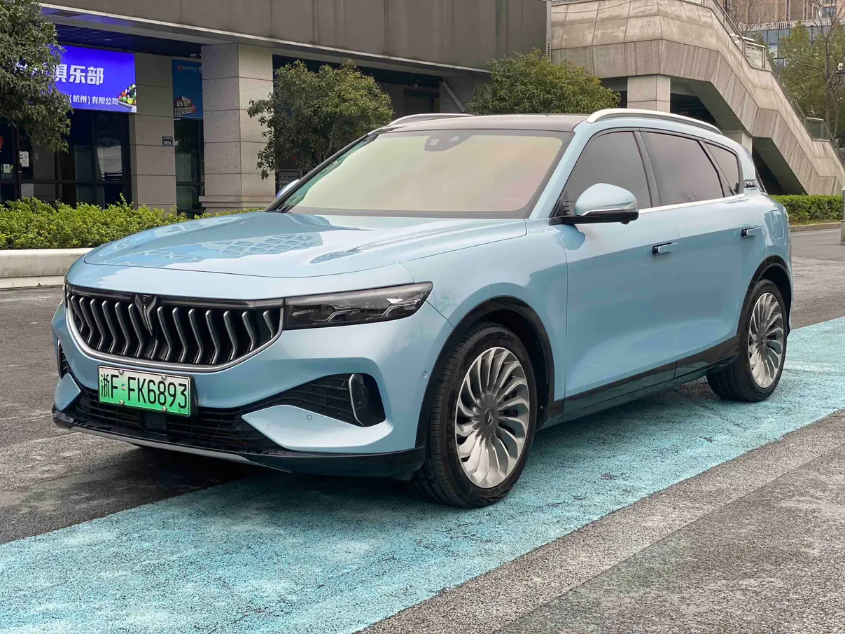 Voyah Lantu FREE  из Китая