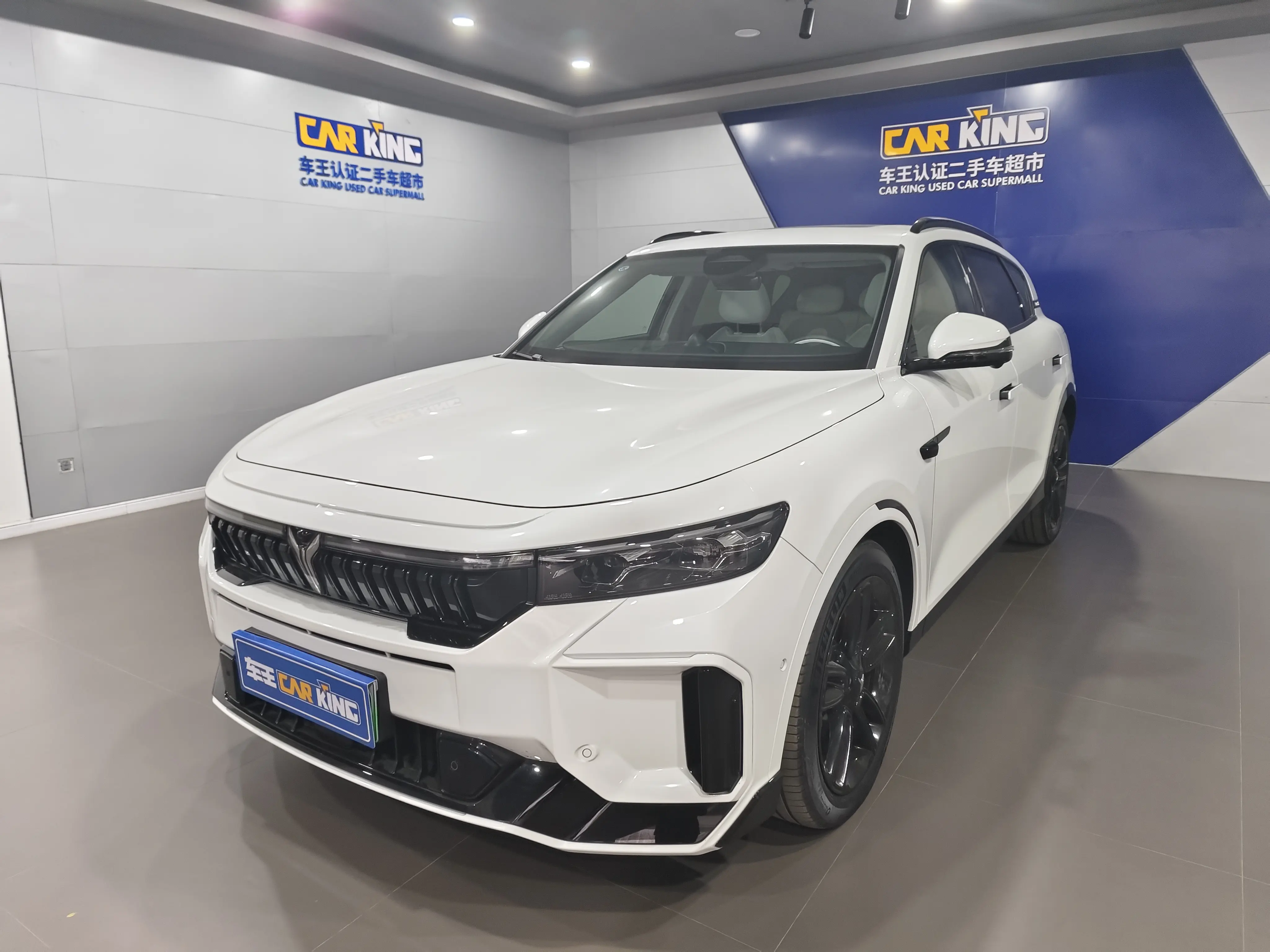 Voyah Lantu FREE  из Китая