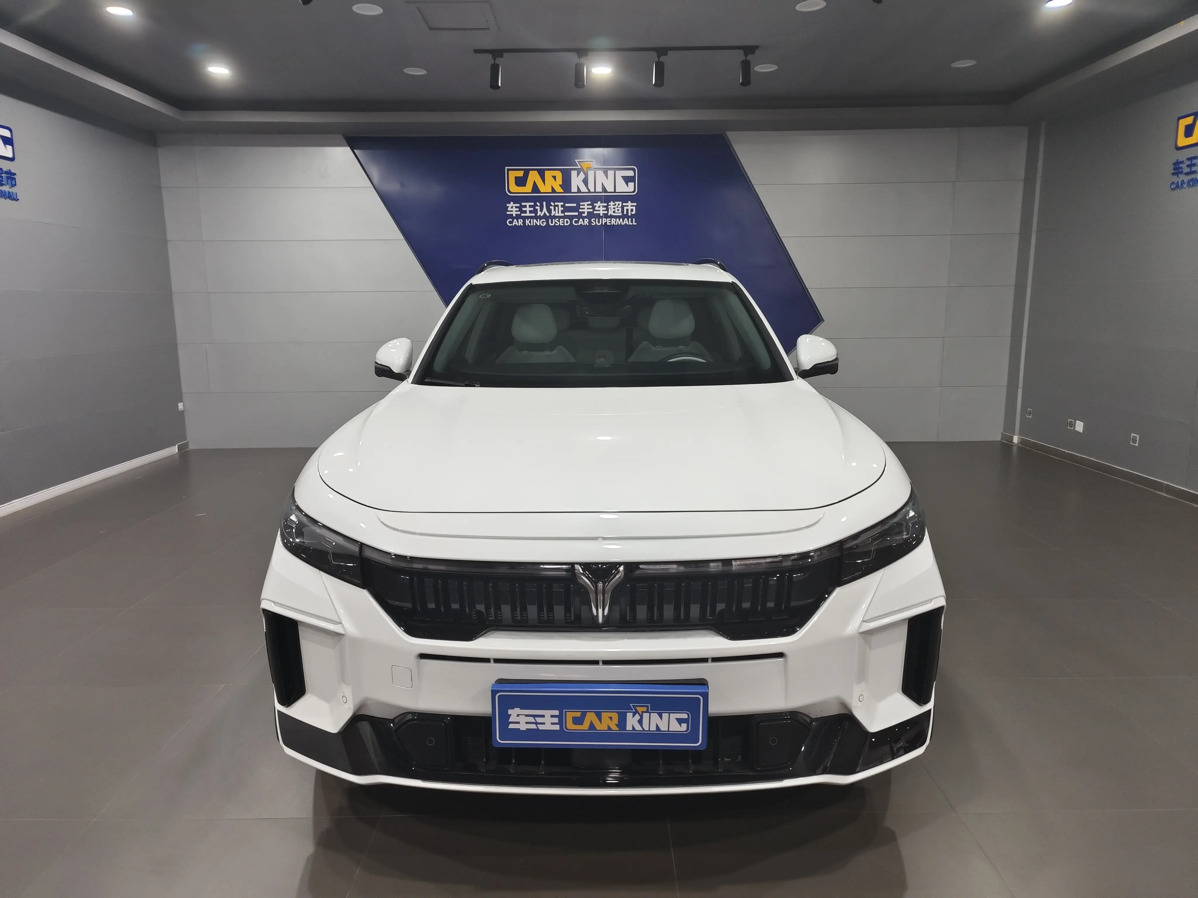 Voyah Lantu FREE  из Китая